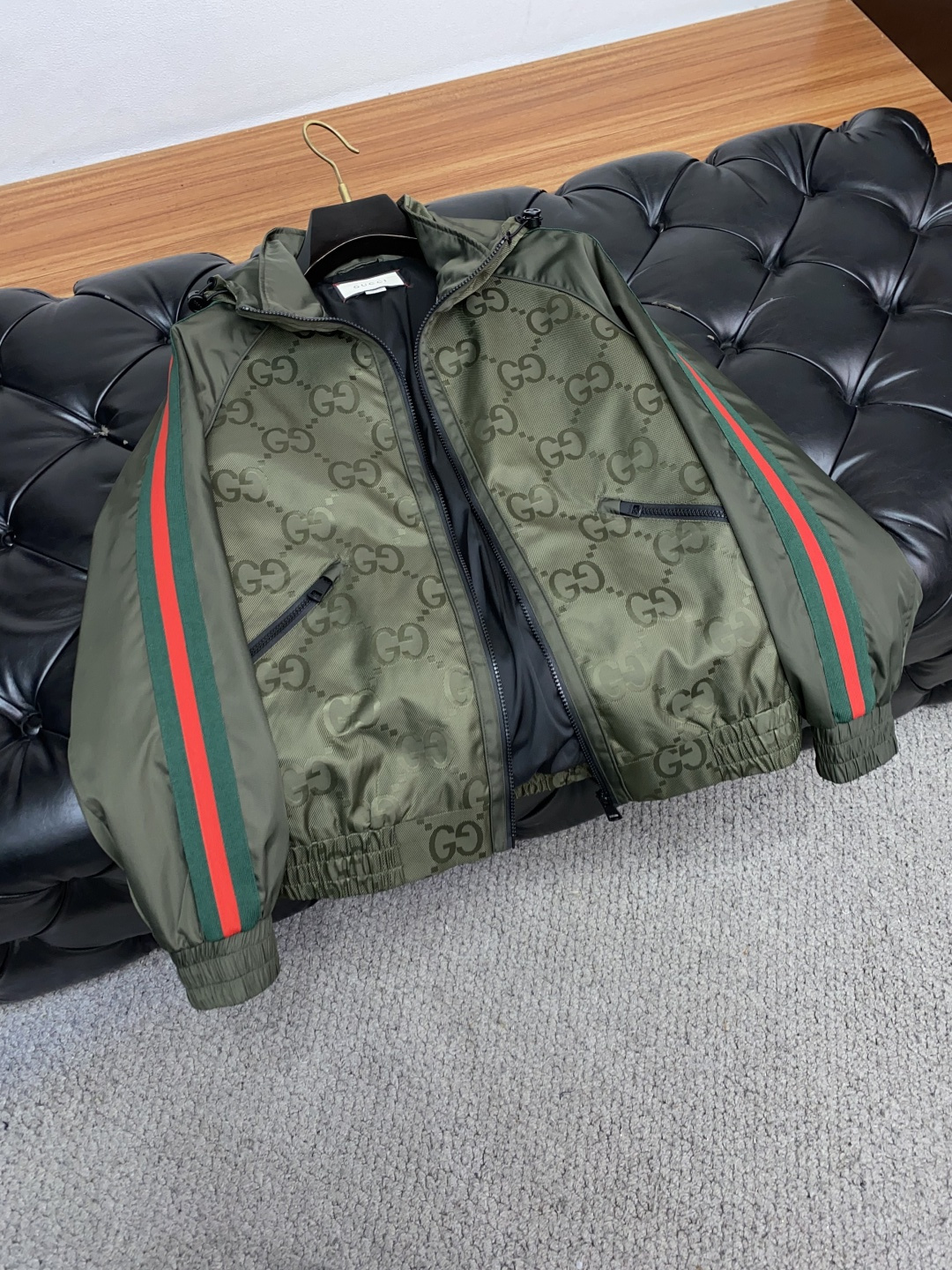  古奇 25ss最新品 经典夹克外套，设计帅气有型！百搭必备单品，时尚潮牌， 轻松营造酷帅氛围感 ，高级