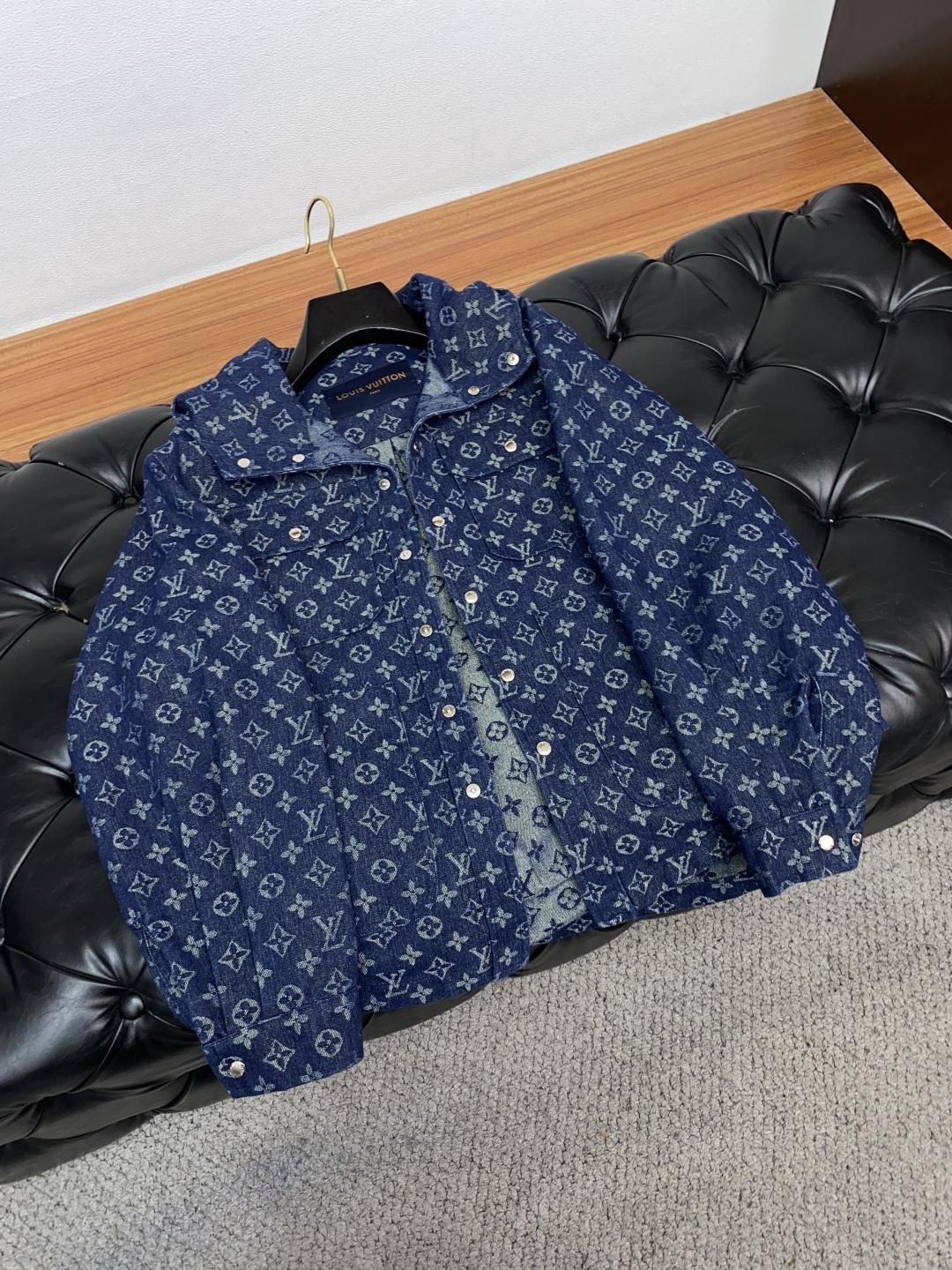 1v 路易威登 2025年秋冬新款 官网 高端原厂代工出品，官方经典王牌单品！最新夹克外套 多明星穿搭示