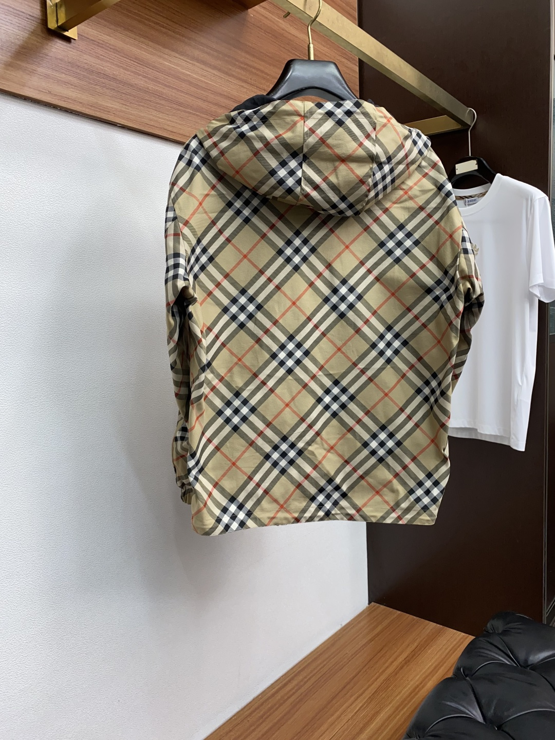 巴宝莉 25ss最新品 经典夹克外套，设计帅气有型！百搭必备单品，时尚潮牌， 轻松营造酷帅氛围感 ，高级