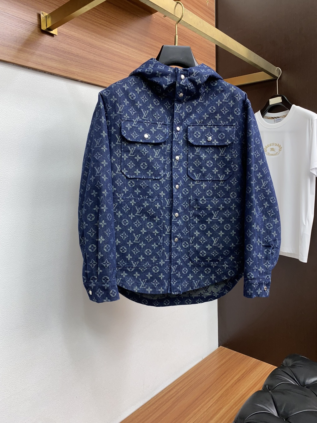 1v 路易威登 2025年秋冬新款 官网 高端原厂代工出品，官方经典王牌单品！最新夹克外套 多明星穿搭示