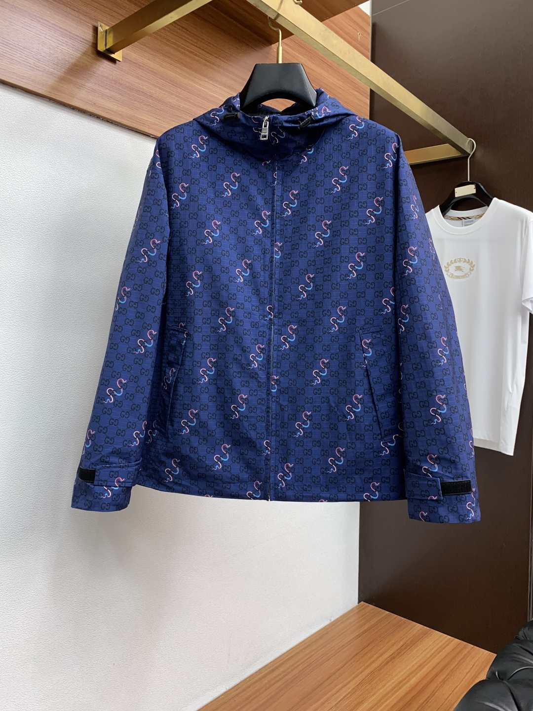 古奇 25ss最新品 经典夹克外套，设计帅气有型！百搭必备单品，时尚潮牌， 轻松营造酷帅氛围感 ，高级感