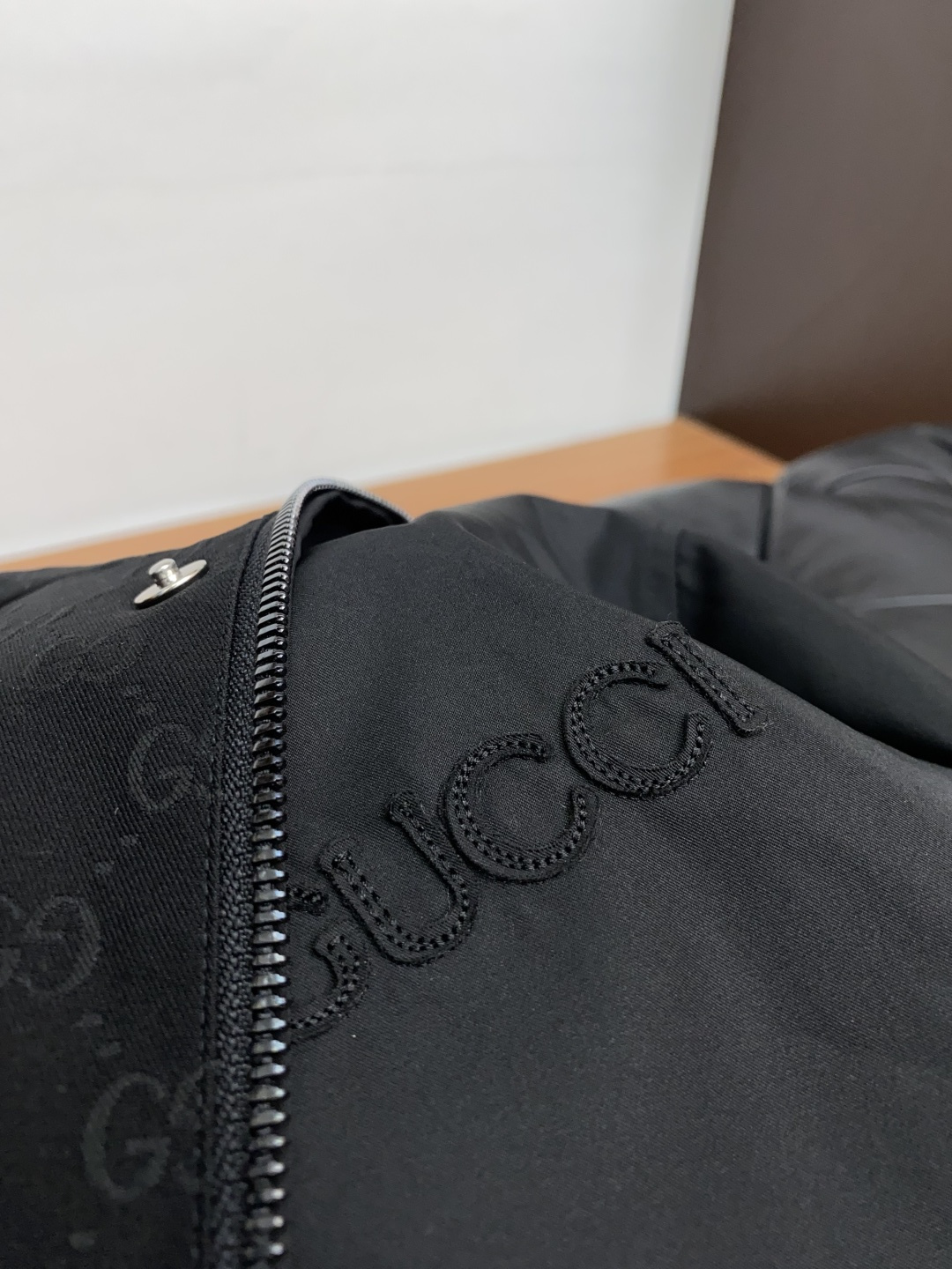 古奇 25ss最新品 经典双面夹克外套，设计帅气有型！百搭必备单品，时尚潮牌， 轻松营造酷帅氛围感 ，高