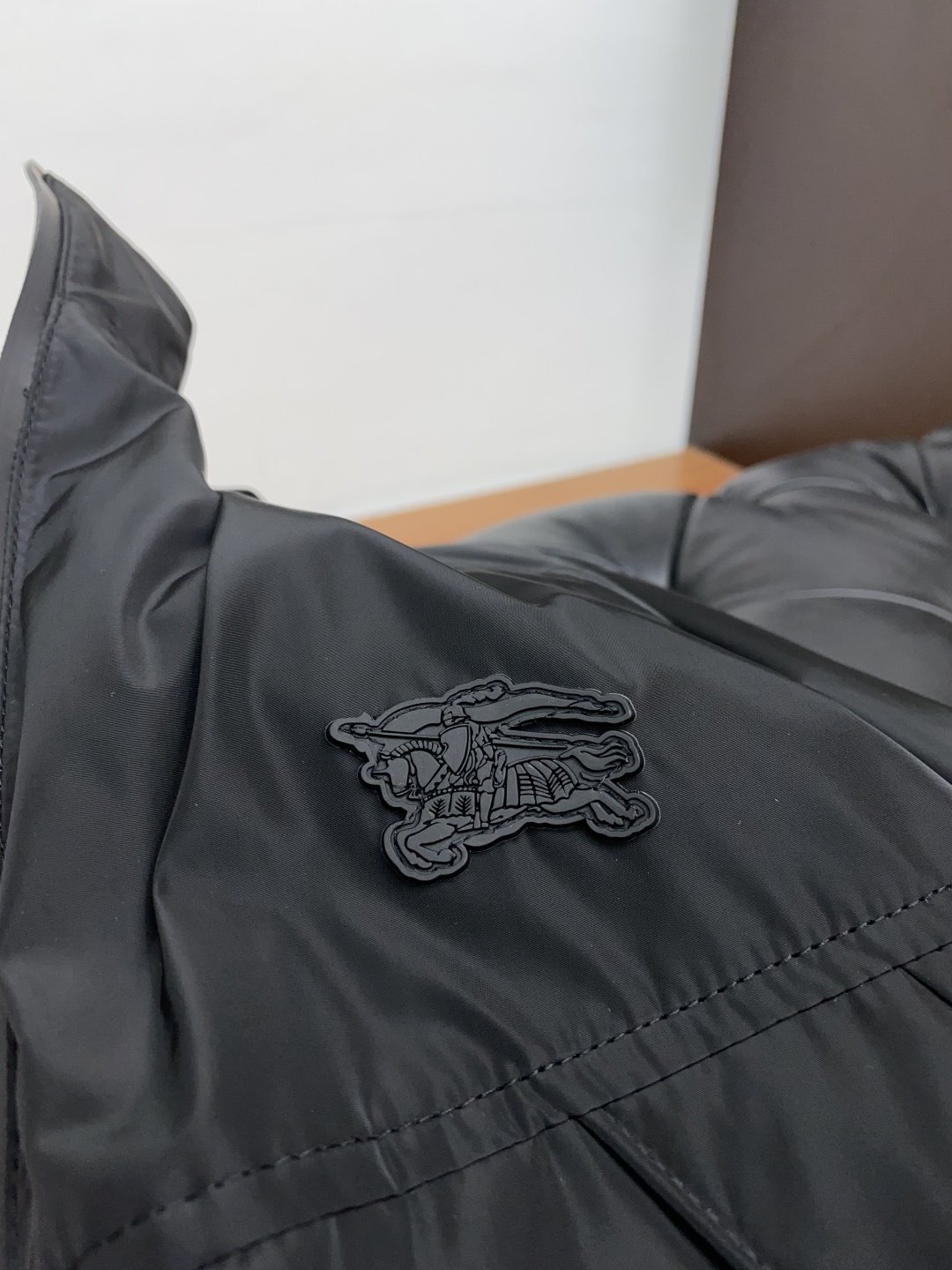 巴宝莉 25ss最新品 经典夹克外套，设计帅气有型！百搭必备单品，时尚潮牌， 轻松营造酷帅氛围感 ，高级