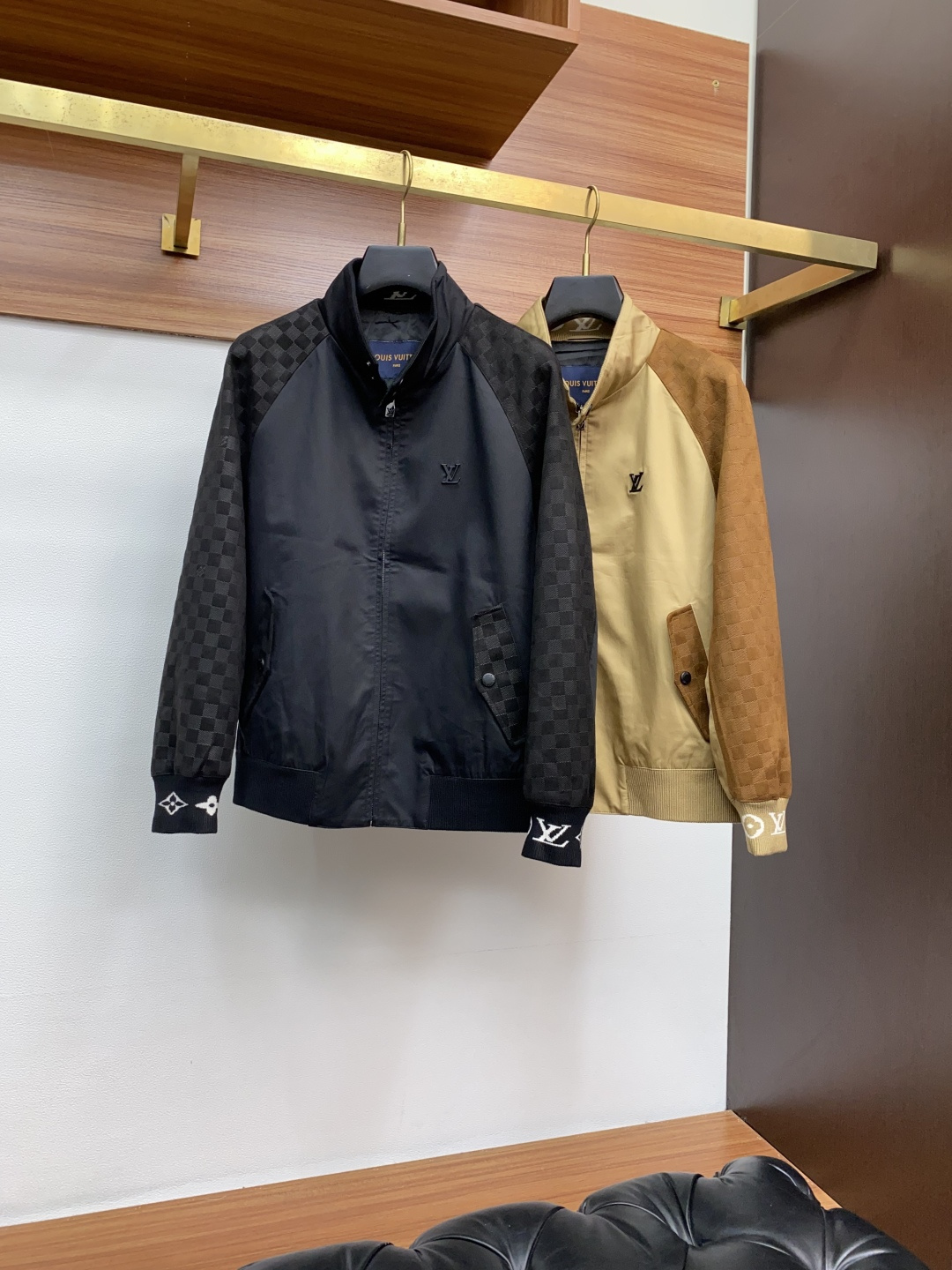 1v路易威登 25ss最新品 经典夹克外套，设计帅气有型！百搭必备单品，时尚潮牌， 轻松营造酷帅氛围感 