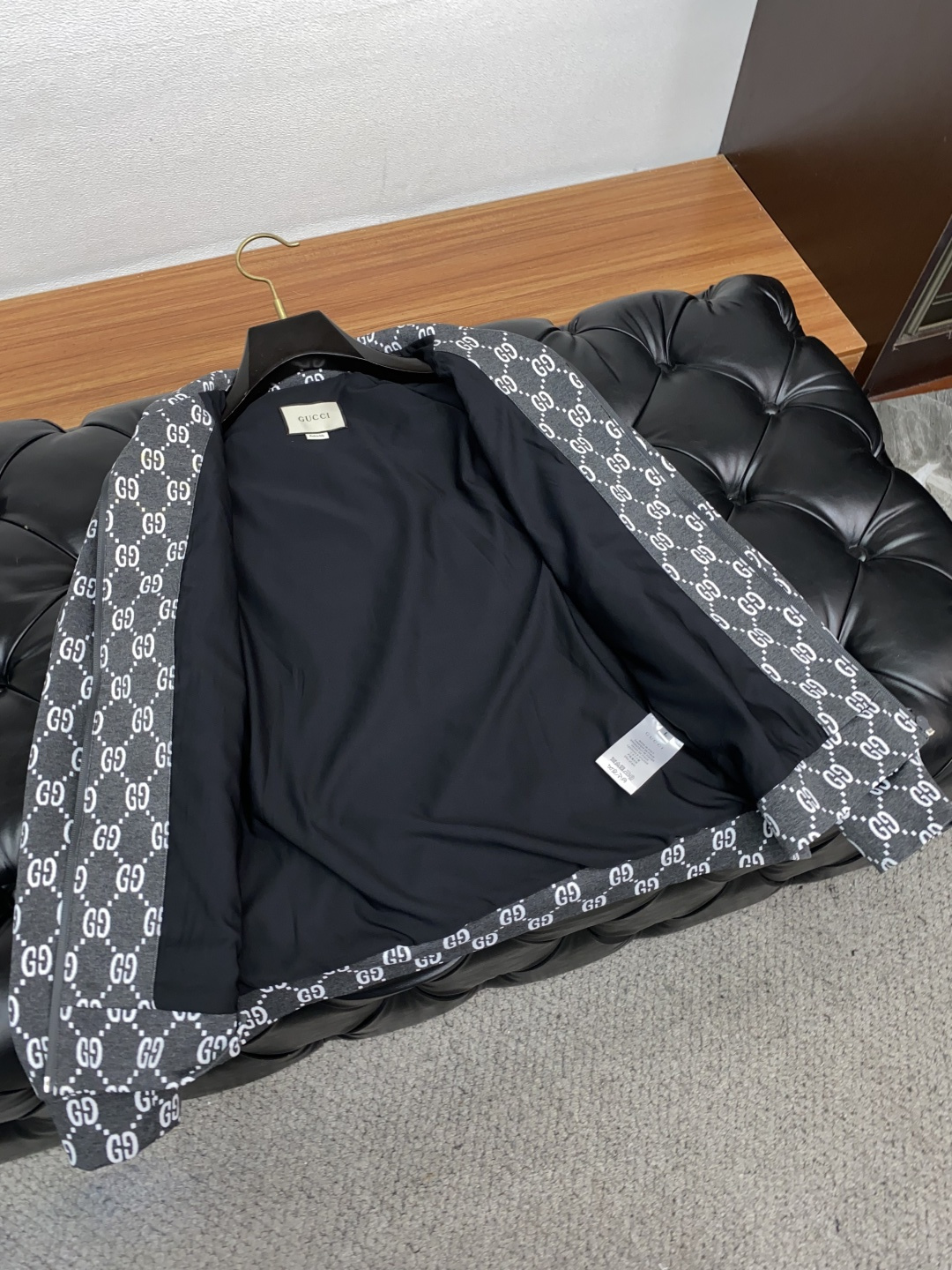 古奇 25ss最新品 经典夹克外套，设计帅气有型！百搭必备单品，时尚潮牌， 轻松营造酷帅氛围感 ，高级感