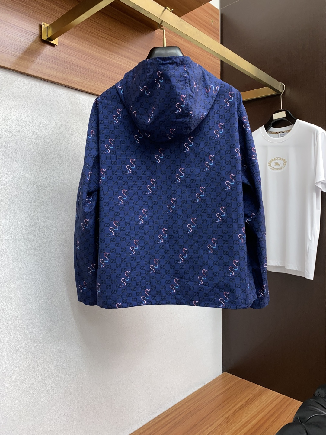 古奇 25ss最新品 经典夹克外套，设计帅气有型！百搭必备单品，时尚潮牌， 轻松营造酷帅氛围感 ，高级感