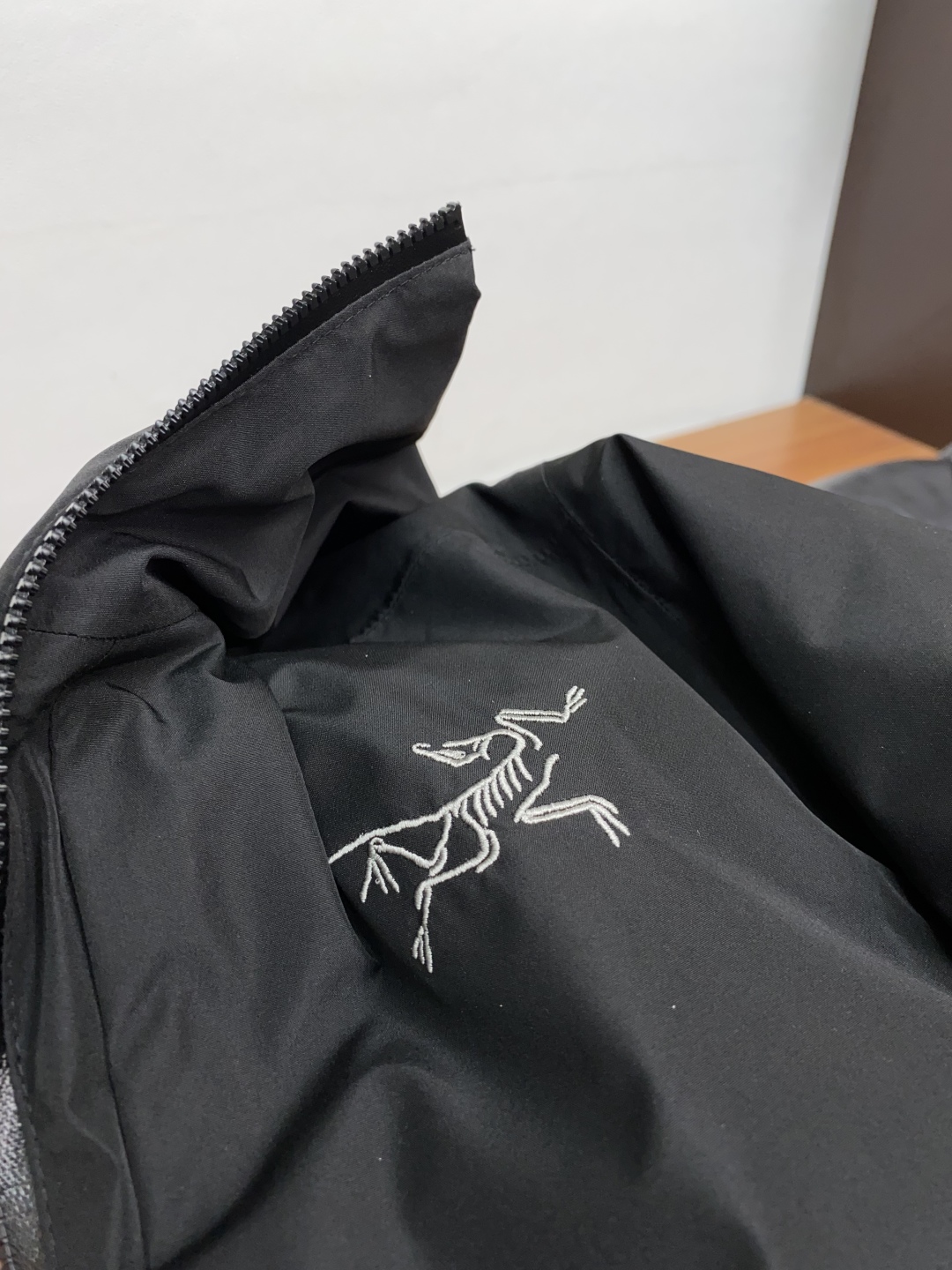 始祖鸟 2025秋冬新款🆕羽绒服 原版1:1订制五金配件全进口原版定制 欢迎专柜对比 绝对的高品质 采用