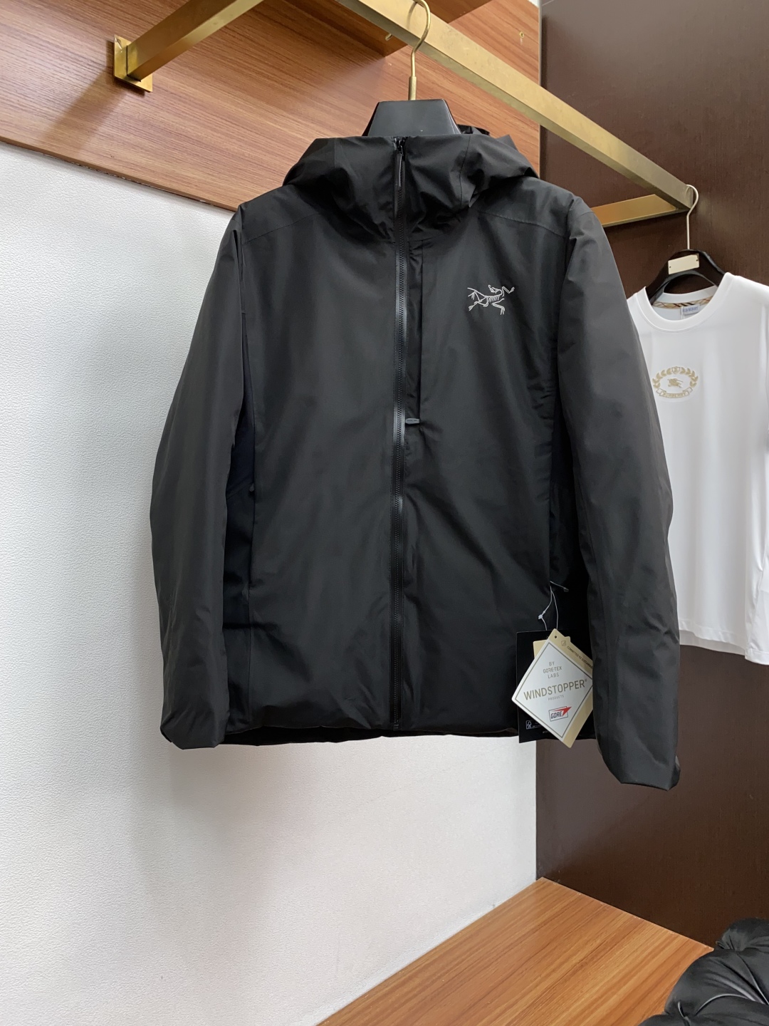 始祖鸟 2025秋冬新款🆕羽绒服 原版1:1订制五金配件全进口原版定制 欢迎专柜对比 绝对的高品质 采用