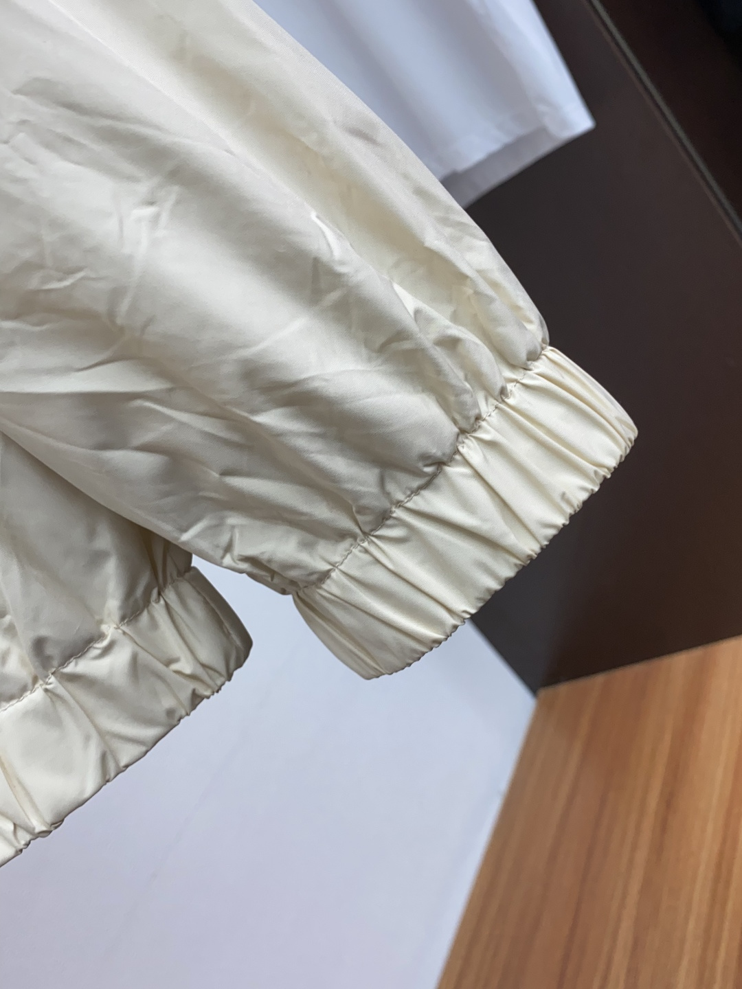 Zegna 杰尼亚 专柜同步有售新款🆕立领夹克，帽子🎩可以隐藏，前面设计硅胶LOGO压胶，原单狠货，时尚