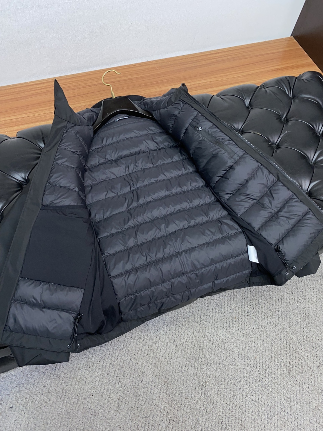 始祖鸟 2025秋冬新款🆕羽绒服 原版1:1订制五金配件全进口原版定制 欢迎专柜对比 绝对的高品质 采用