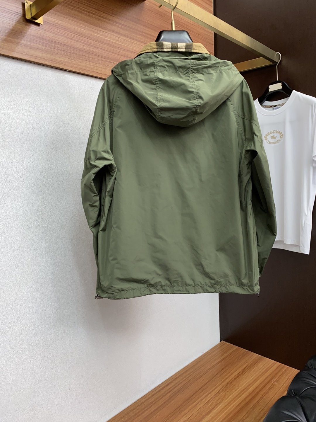  巴宝莉 25ss最新品 经典夹克外套，设计帅气有型！百搭必备单品，时尚潮牌， 轻松营造酷帅氛围感 ，高