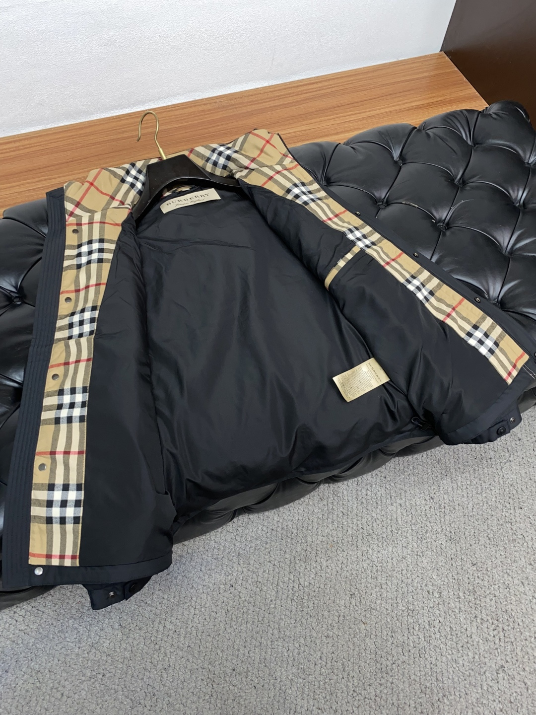 巴宝莉 2025年秋冬新款 官网 高端原厂代工出品，官方经典王牌单品！最新夹克外套 多明星穿搭示范款！！