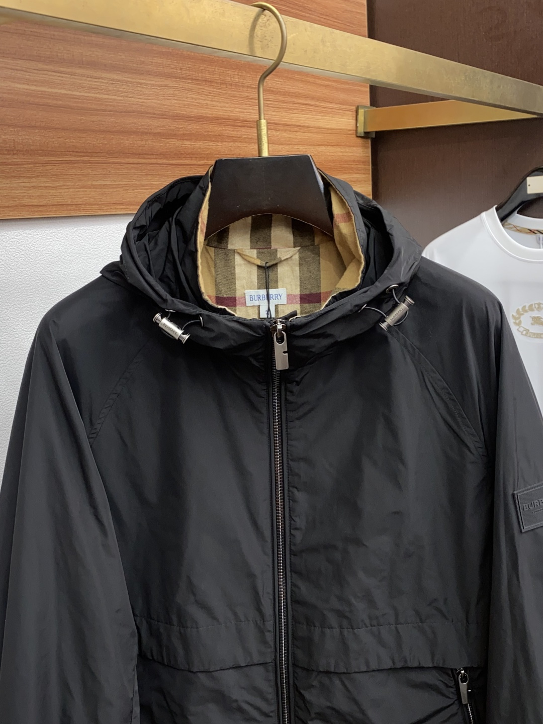  巴宝莉 25ss最新品 经典夹克外套，设计帅气有型！百搭必备单品，时尚潮牌， 轻松营造酷帅氛围感 ，高