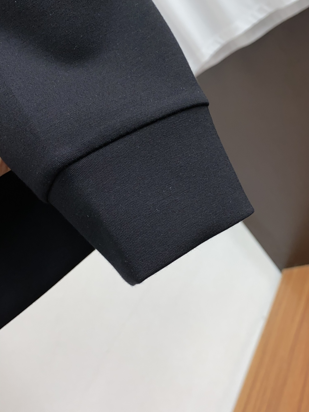  巴宝莉 家族男士高端简约圆领加厚莫代尔巴宝莉 棉长袖 卫衣，香港洋行渠道货，纯正血统品质，25年秋冬 