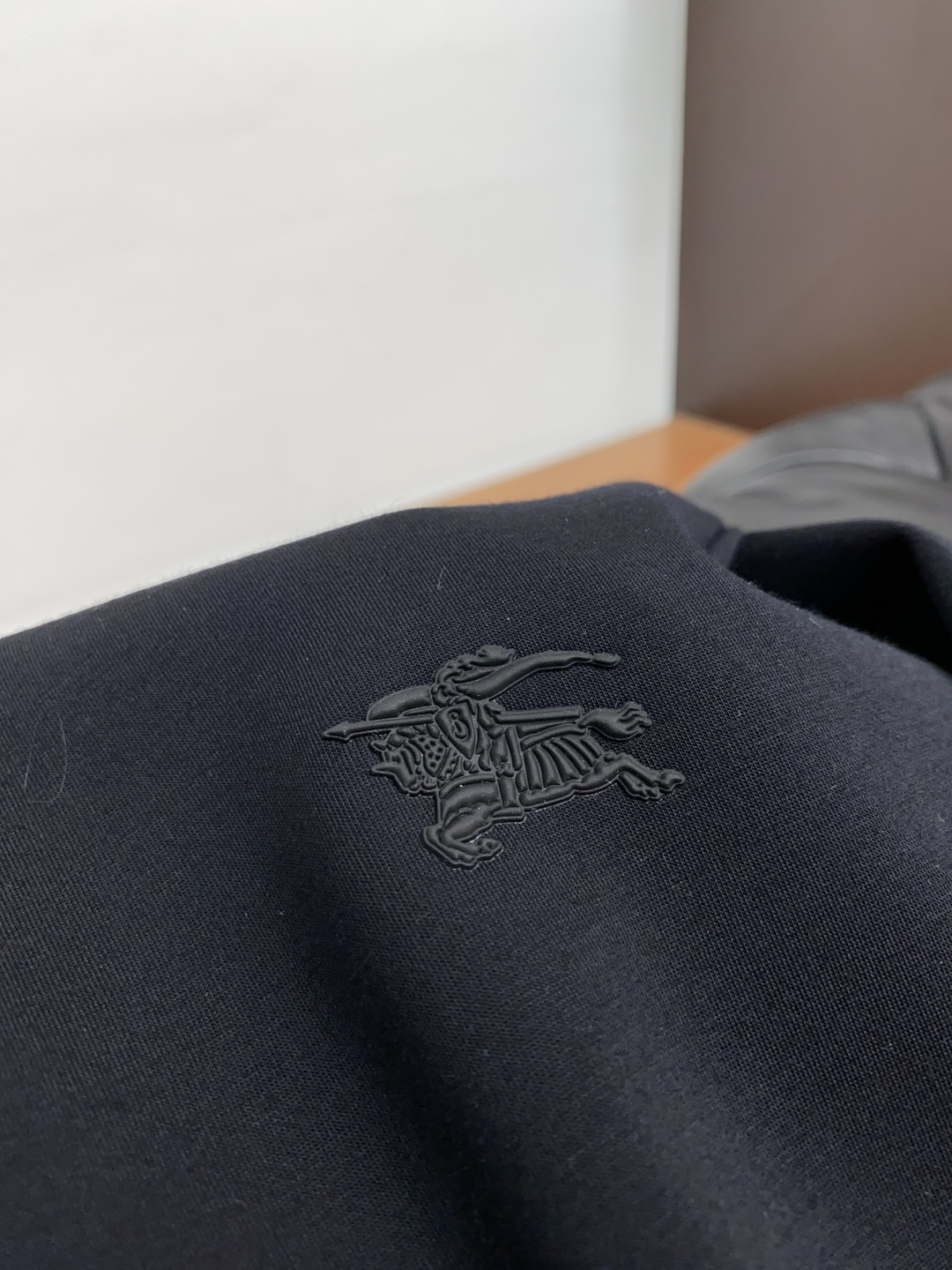  巴宝莉 家族男士高端简约圆领加厚莫代尔巴宝莉 棉长袖 卫衣，香港洋行渠道货，纯正血统品质，25年秋冬 