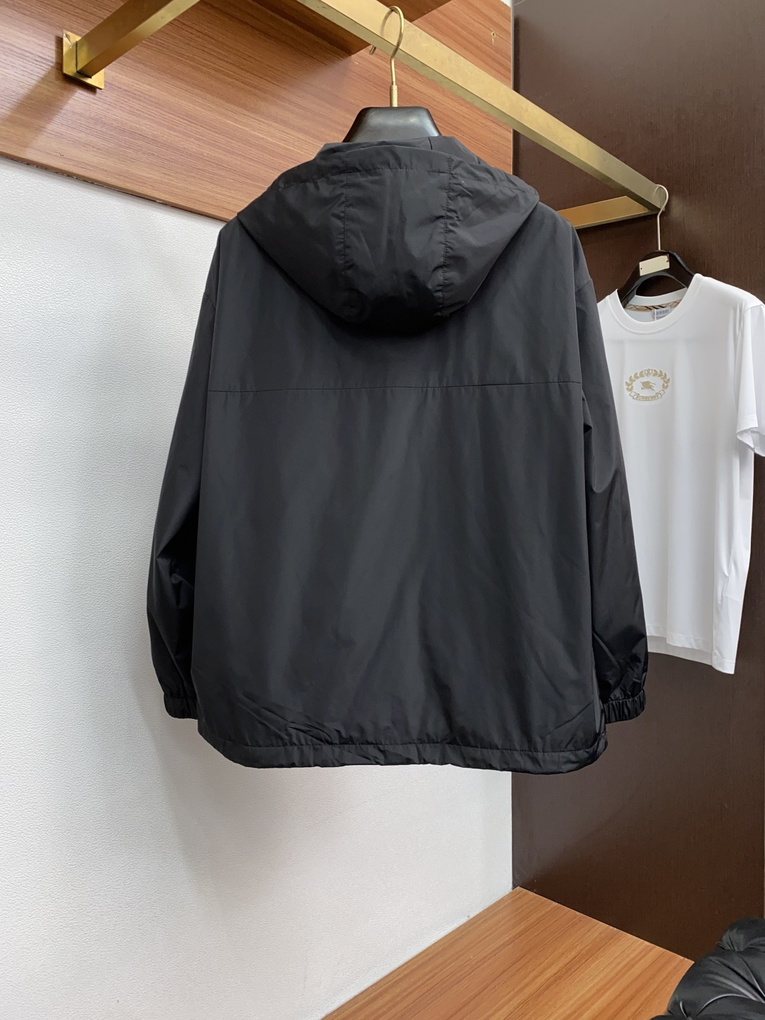 巴宝莉 2025年秋冬新款 官网 高端原厂代工出品，官方经典王牌单品！最新夹克外套 多明星穿搭示范款！！