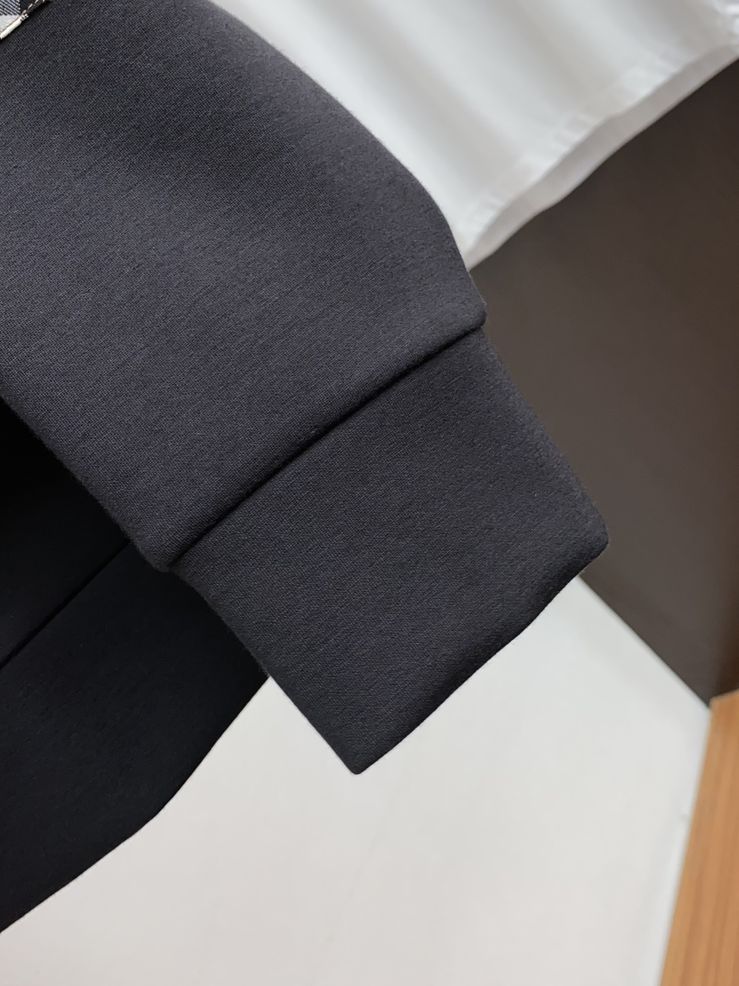 巴宝莉 家族男士高端简约圆领加厚莫代尔巴宝莉 棉长袖 卫衣，香港洋行渠道货，纯正血统品质，25年秋冬 新