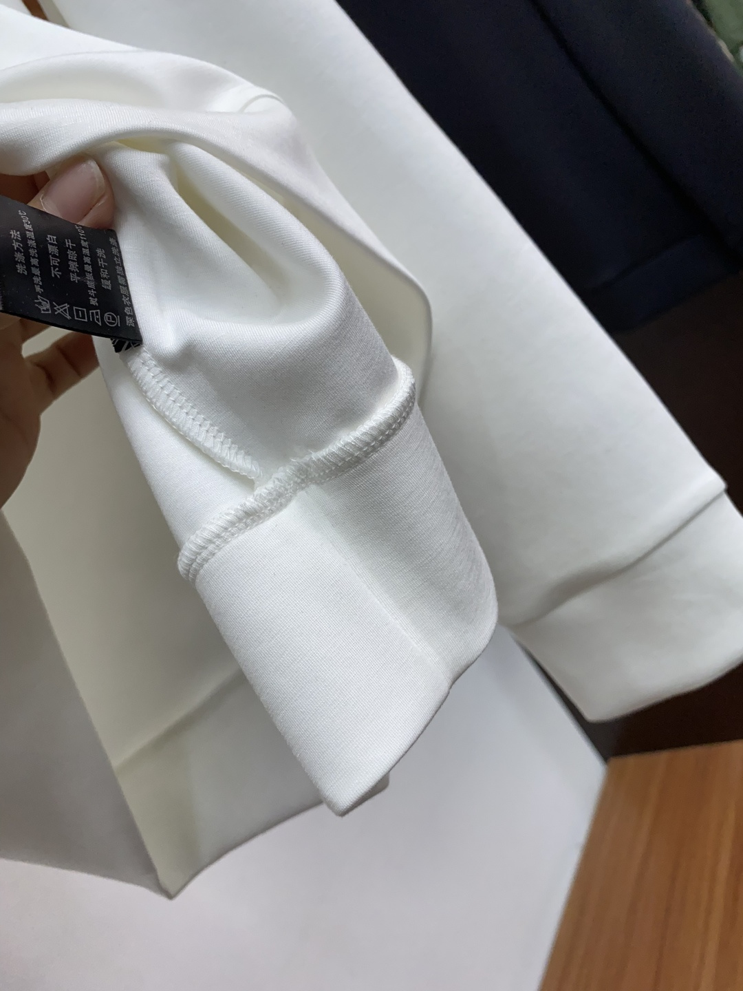 巴宝莉 家族男士高端简约圆领加厚莫代尔巴宝莉 棉长袖 卫衣，香港洋行渠道货，纯正血统品质，25年秋冬 新