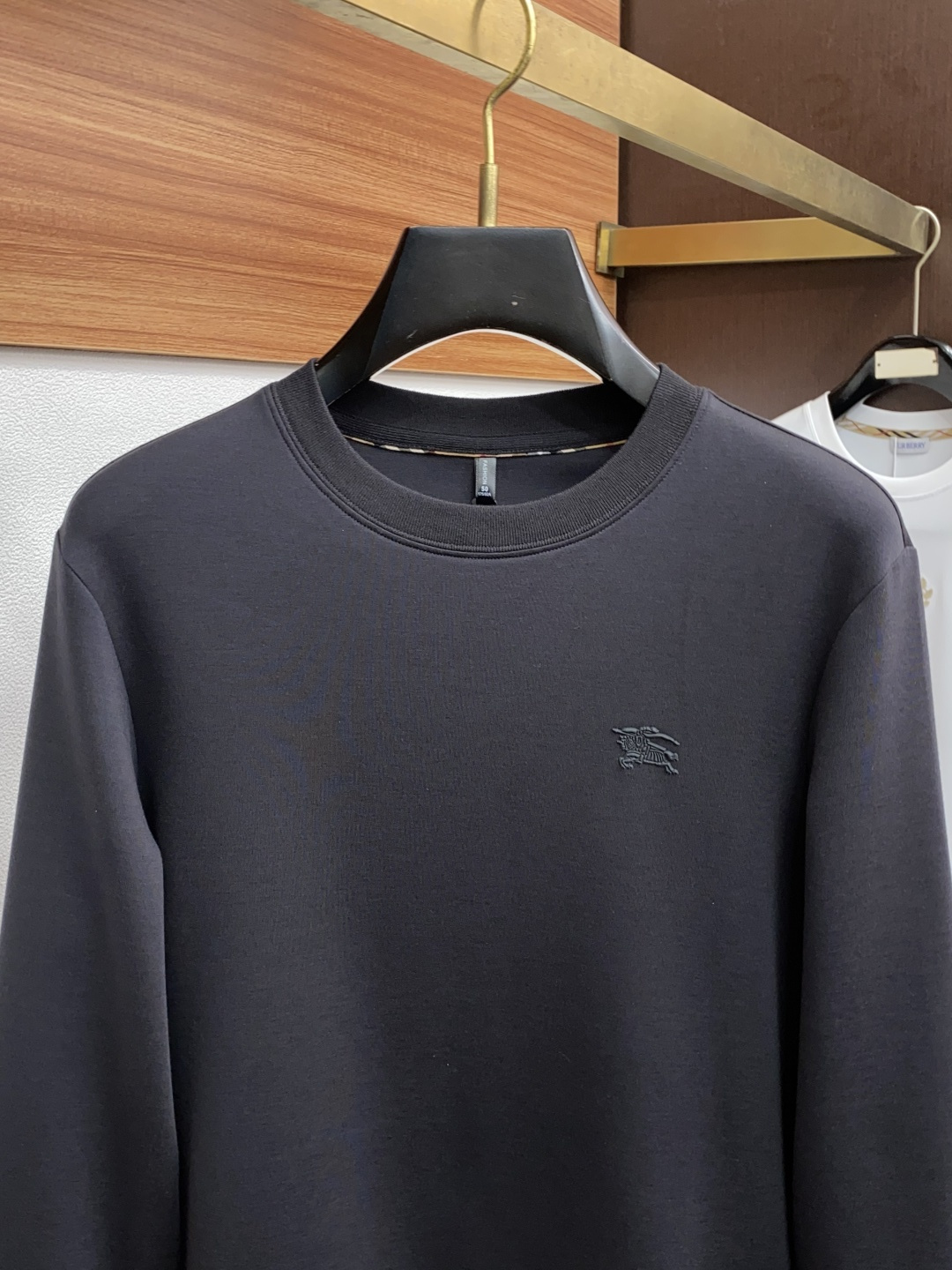 巴宝莉 家族男士高端简约圆领加厚莫代尔巴宝莉 棉长袖 卫衣，香港洋行渠道货，纯正血统品质，25年秋冬 新