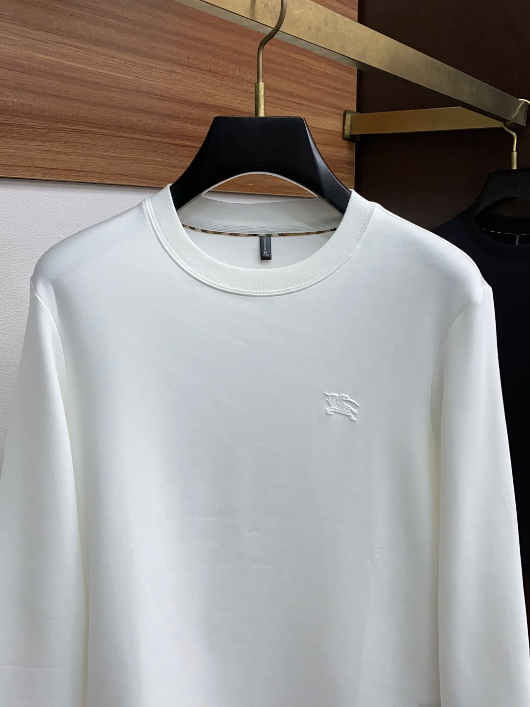 巴宝莉 家族男士高端简约圆领加厚莫代尔巴宝莉 棉长袖 卫衣，香港洋行渠道货，纯正血统品质，25年秋冬 新