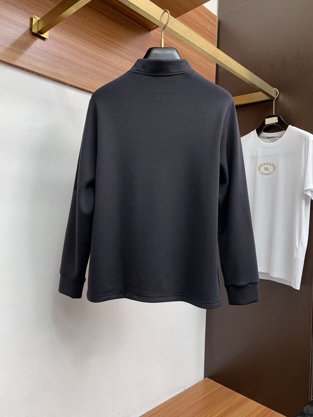  on 家族男士高端简约小立领半拉链加厚莫代尔巴宝莉 棉长袖 卫衣，香港洋行渠道货，纯正血统品质，25年