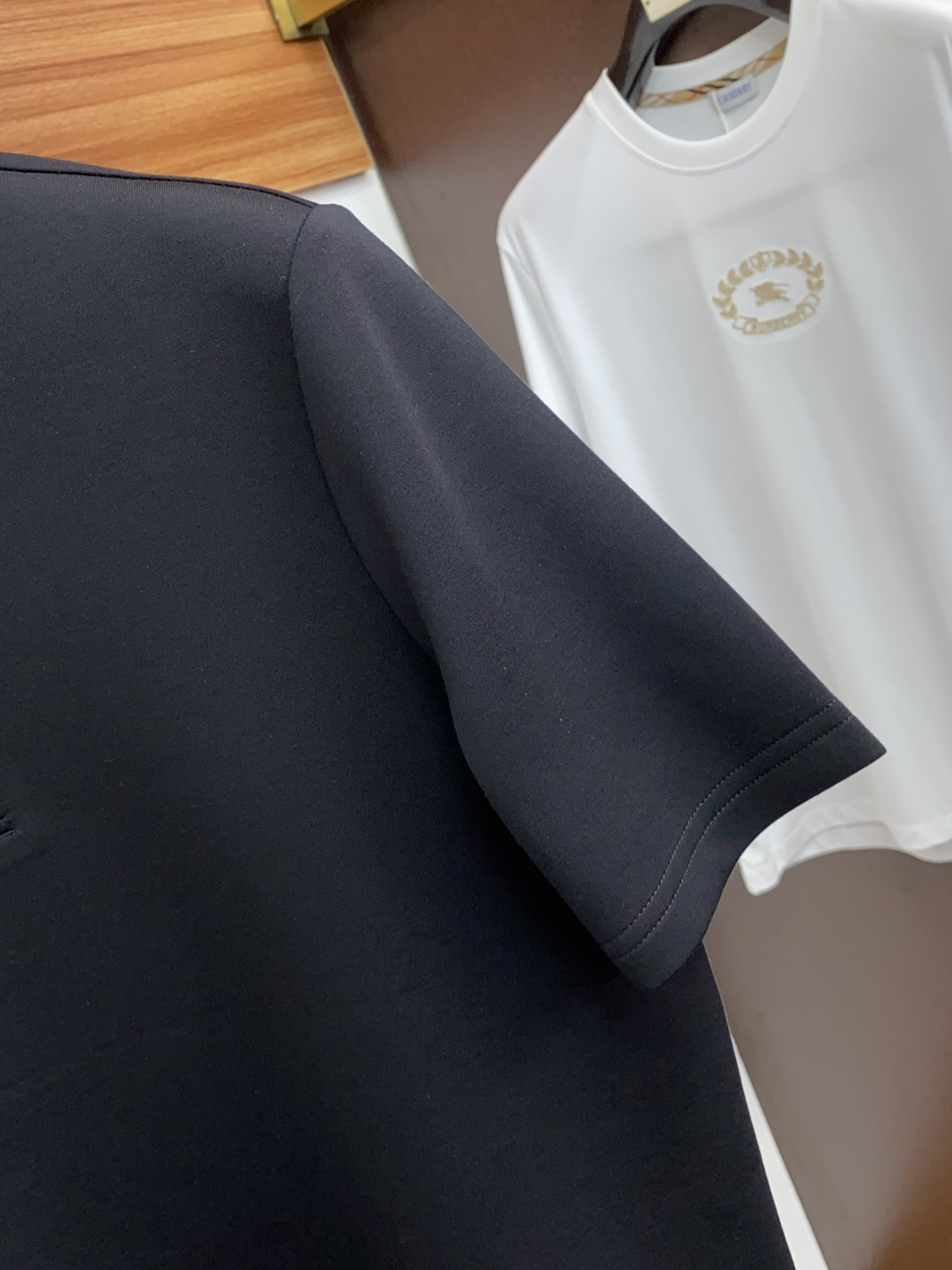  巴宝莉 家族男士高端简约圆领加厚莫代尔短袖Polo 香港洋行渠道货，纯正血统品质，25年秋冬 新款，经