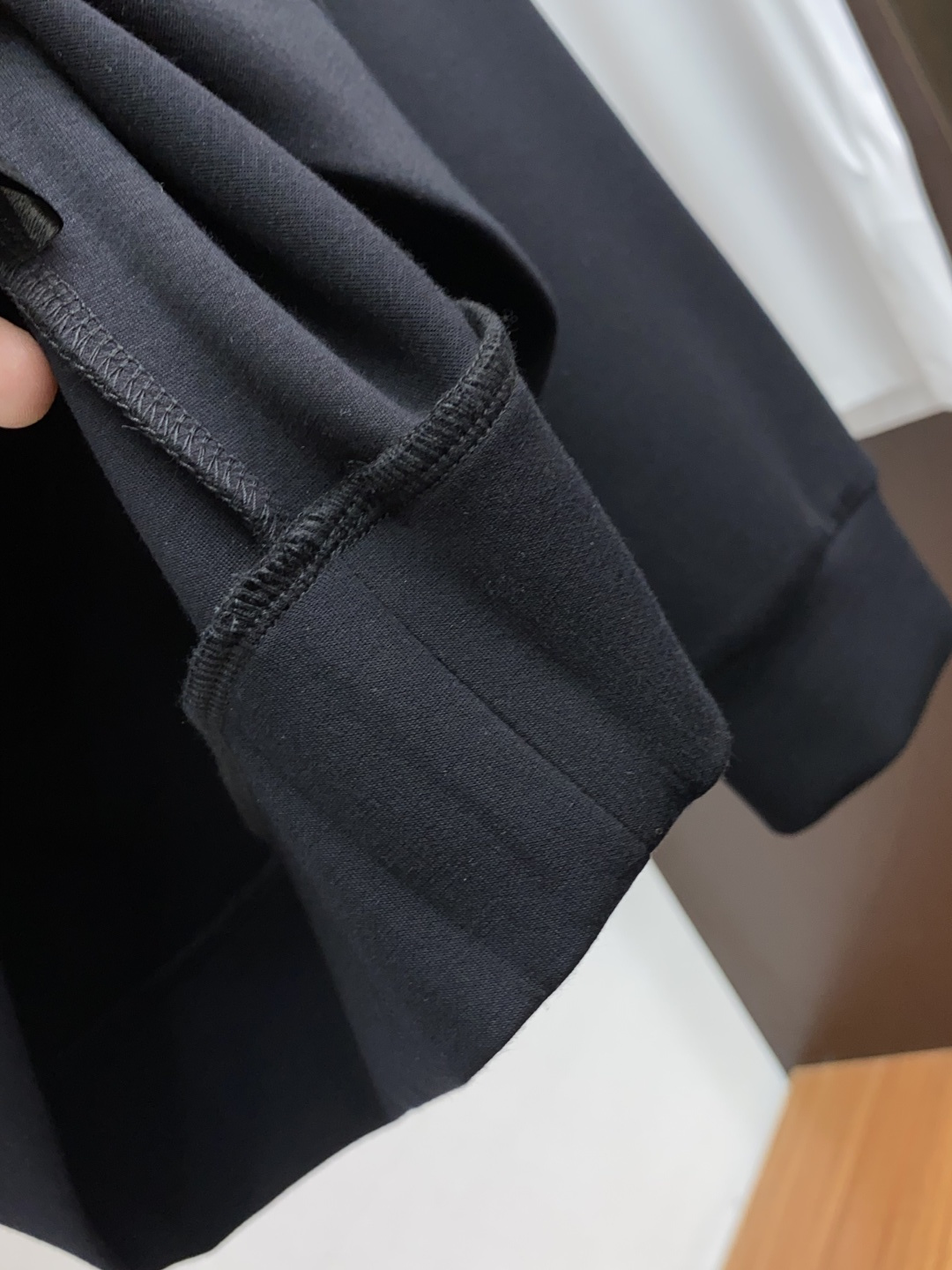  迪奥 家族男士高端简约圆领加厚莫代尔棉长袖 卫衣，香港洋行渠道货，纯正血统品质，25年秋冬 新款，经典