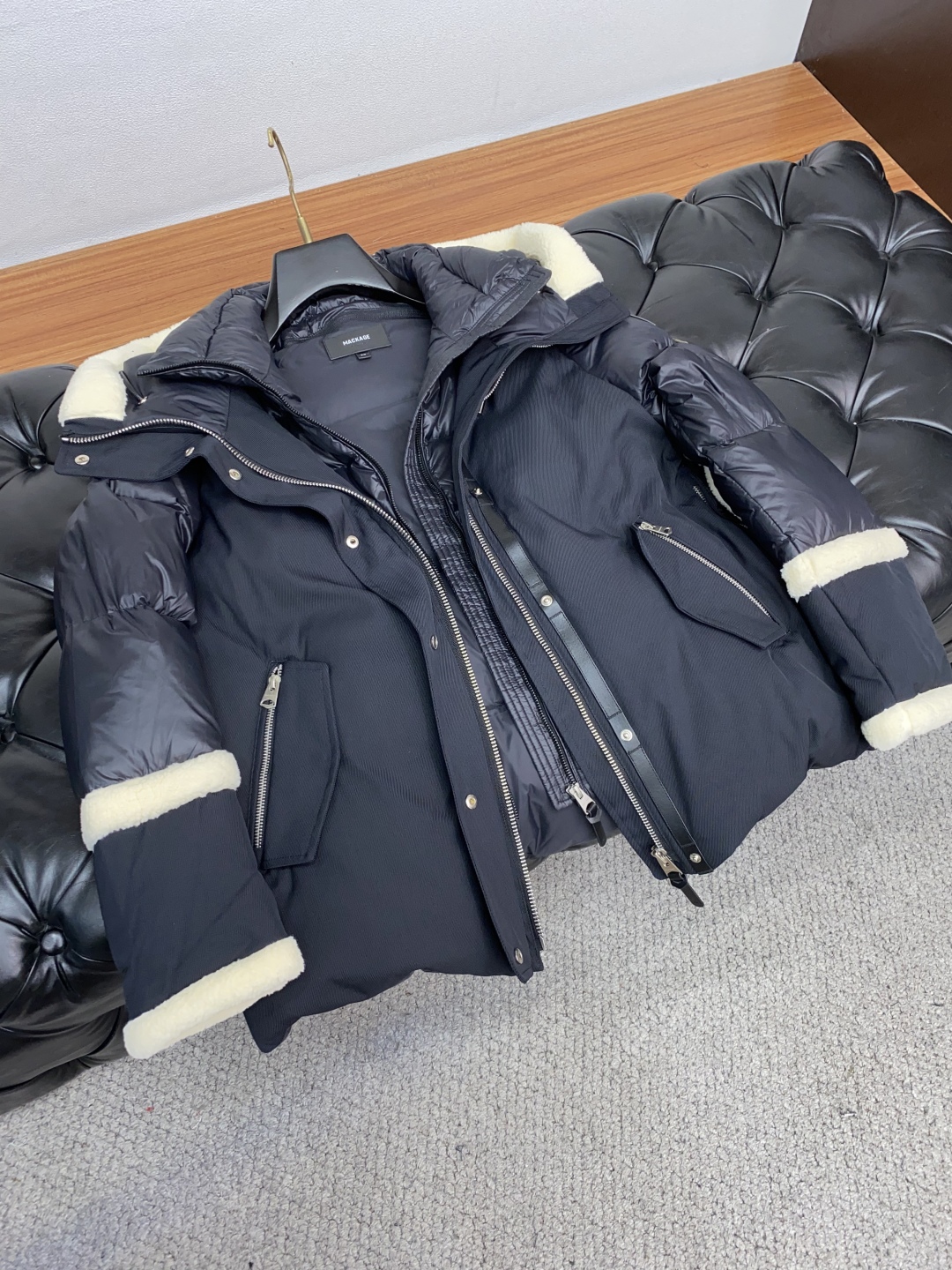 女款 蒙口 秋冬新款羽绒服 原版11订制五金配件全进口原版定制 欢迎专柜对比 绝对的高品质 采用顶级90