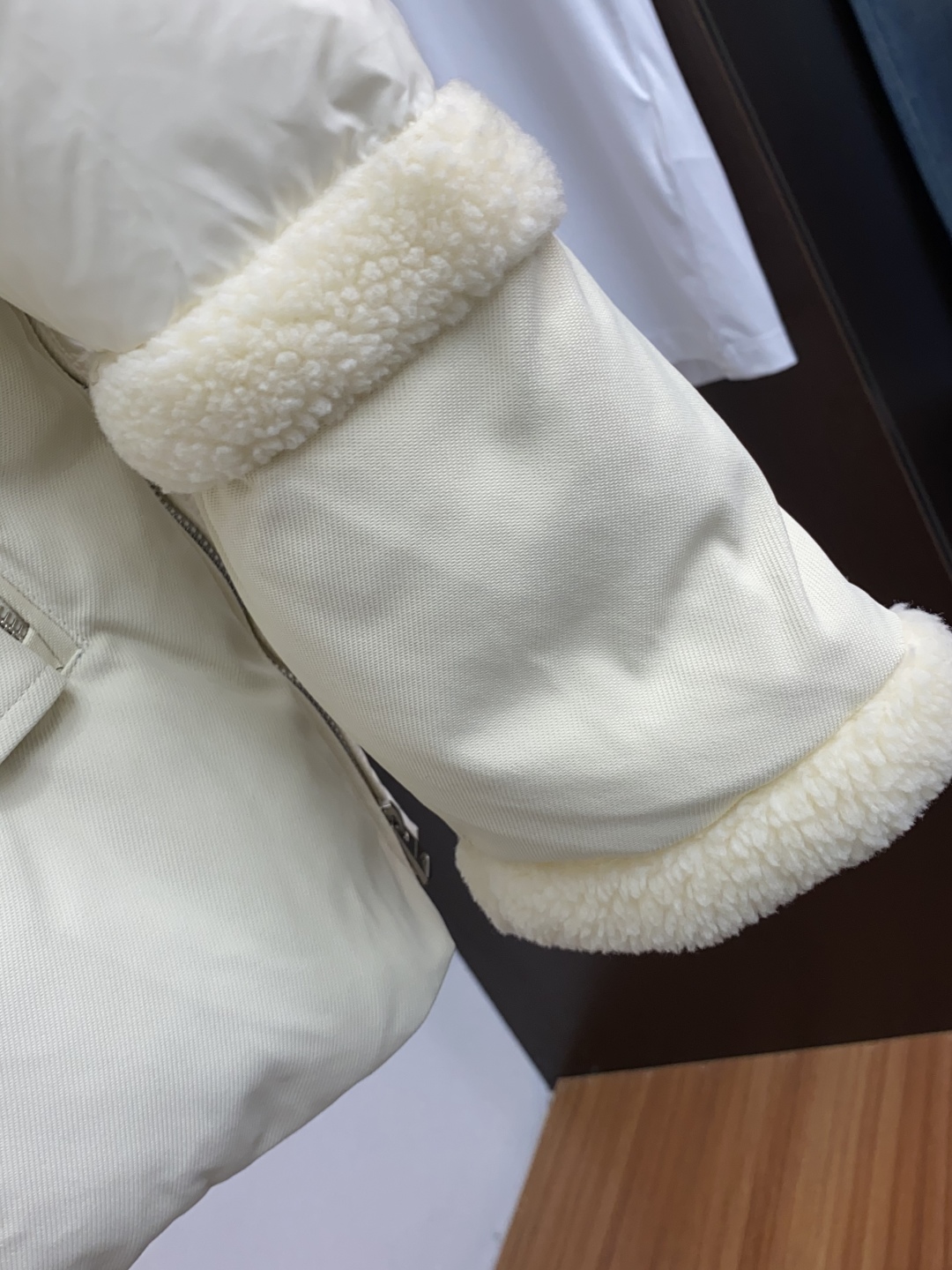 女款 蒙口 秋冬新款羽绒服 原版11订制五金配件全进口原版定制 欢迎专柜对比 绝对的高品质 采用顶级90