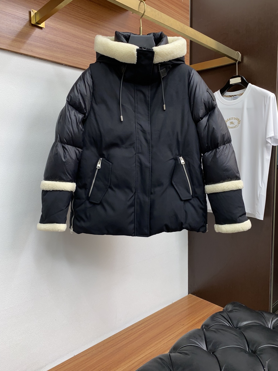 女款 蒙口 秋冬新款羽绒服 原版11订制五金配件全进口原版定制 欢迎专柜对比 绝对的高品质 采用顶级90