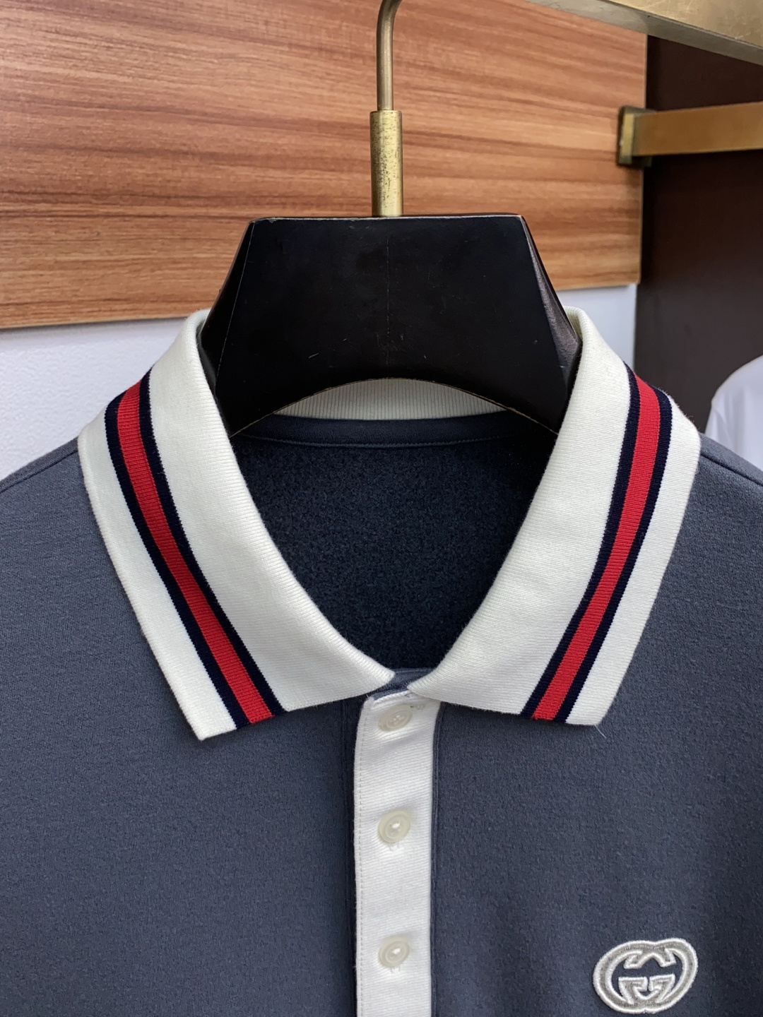  古奇 2025ss新品时尚休闲立领单穿商务休闲高档羊毛材质长袖翻领Polo 舒适保暖！抗起球👍🏼不刺激