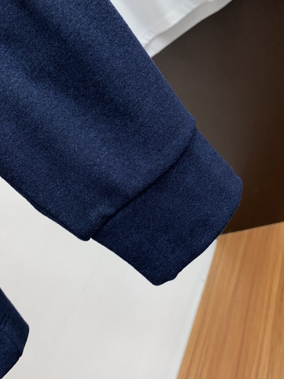  古奇 2025ss新品时尚休闲立领单穿商务休闲高档羊毛材质长袖翻领Polo 舒适保暖！抗起球👍🏼不刺激