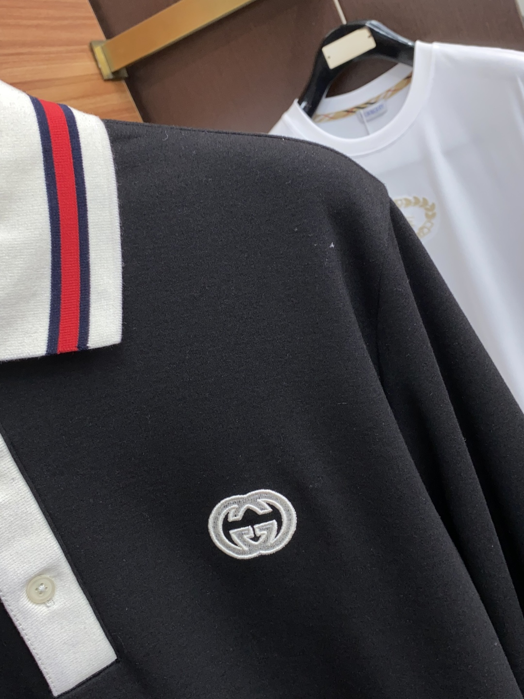  古奇 2025ss新品时尚休闲立领单穿商务休闲高档羊毛材质长袖翻领Polo 舒适保暖！抗起球👍🏼不刺激