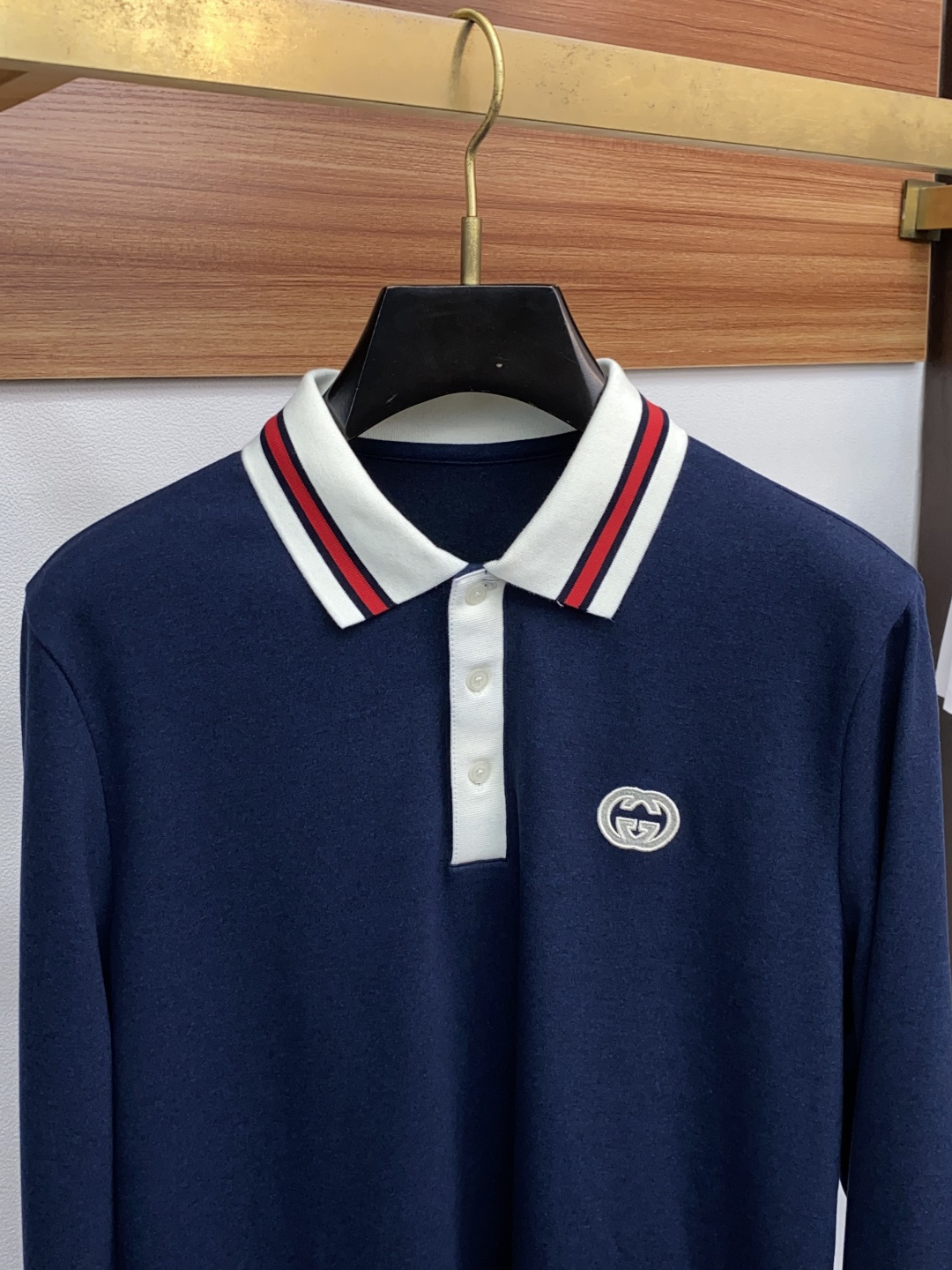  古奇 2025ss新品时尚休闲立领单穿商务休闲高档羊毛材质长袖翻领Polo 舒适保暖！抗起球👍🏼不刺激