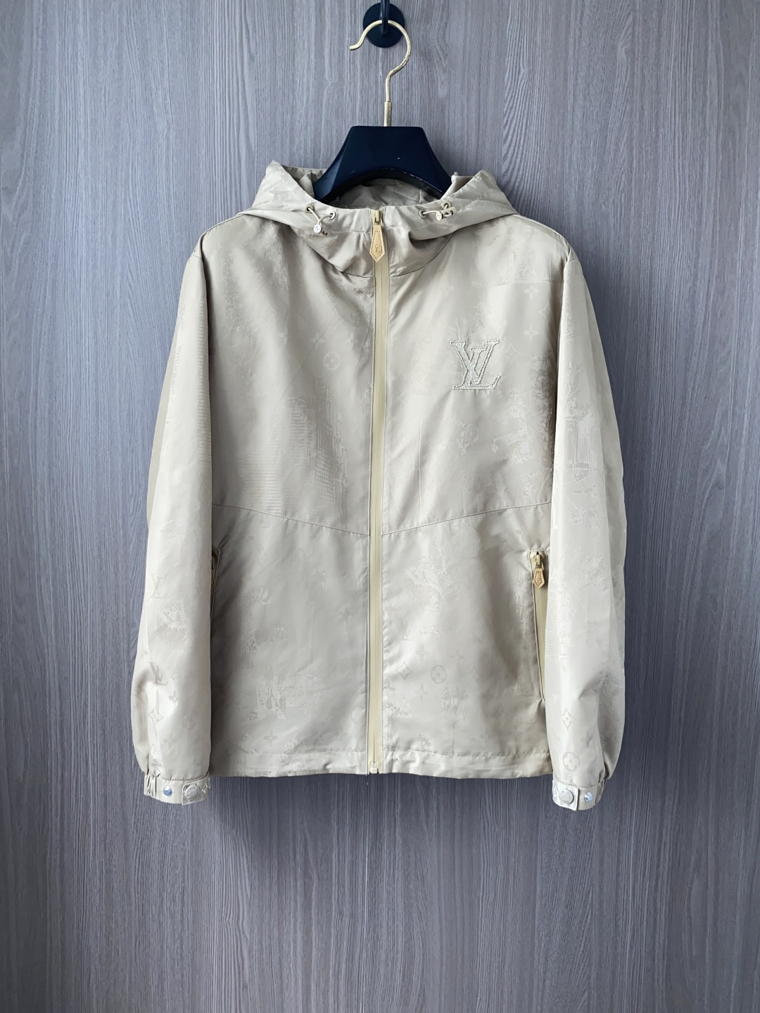 🌾程 1v路易威登 25ss最新品 经典棒球领夹克外套，设计帅气有型！百搭必备单品，时尚潮牌， 轻松营造