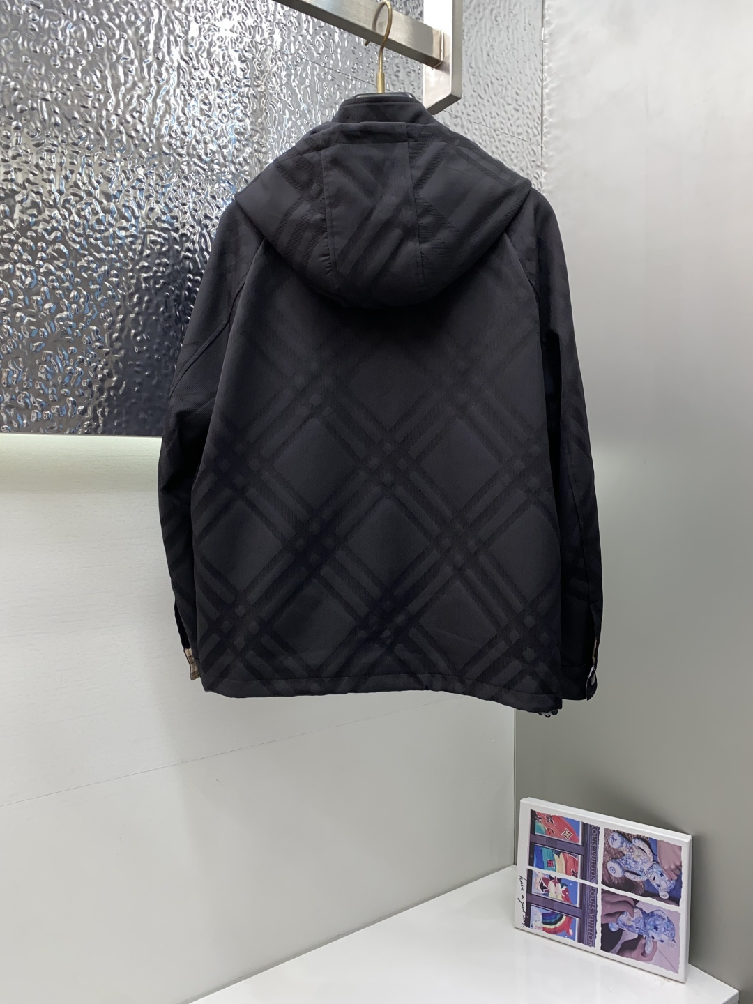 巴宝莉 25ss最新品 经典连帽夹克外套，设计帅气有型！百搭必备单品，时尚潮牌， 轻松营造酷帅氛围感 ，