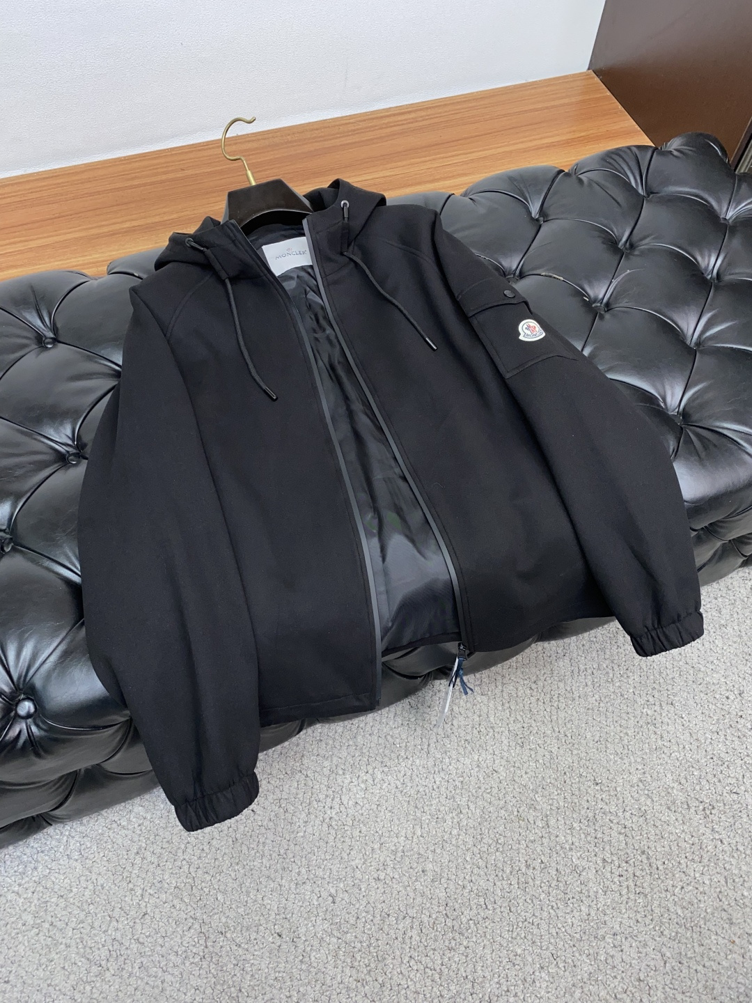 蒙口 2025年秋冬新款 官网 高端原厂代工出品，官方经典王牌单品！最新夹克外套 多明星穿搭示范款！！新