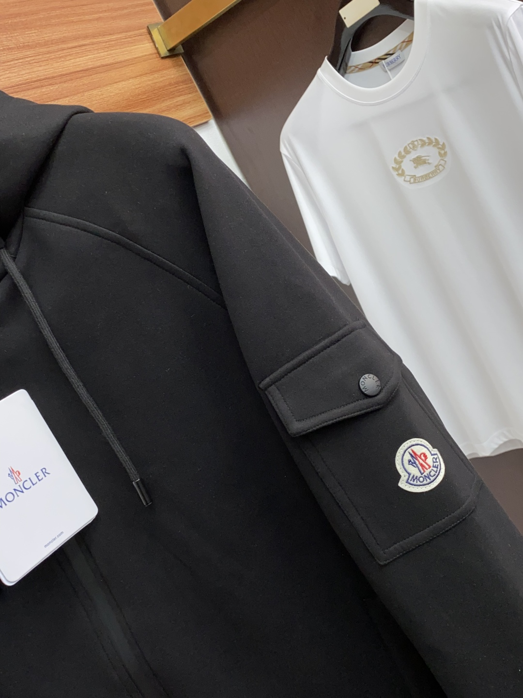 蒙口 2025年秋冬新款 官网 高端原厂代工出品，官方经典王牌单品！最新夹克外套 多明星穿搭示范款！！新