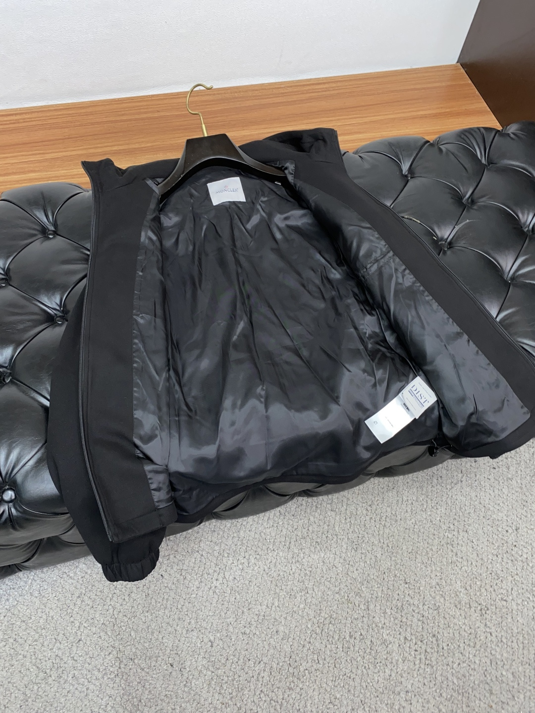 蒙口 2025年秋冬新款 官网 高端原厂代工出品，官方经典王牌单品！最新夹克外套 多明星穿搭示范款！！新