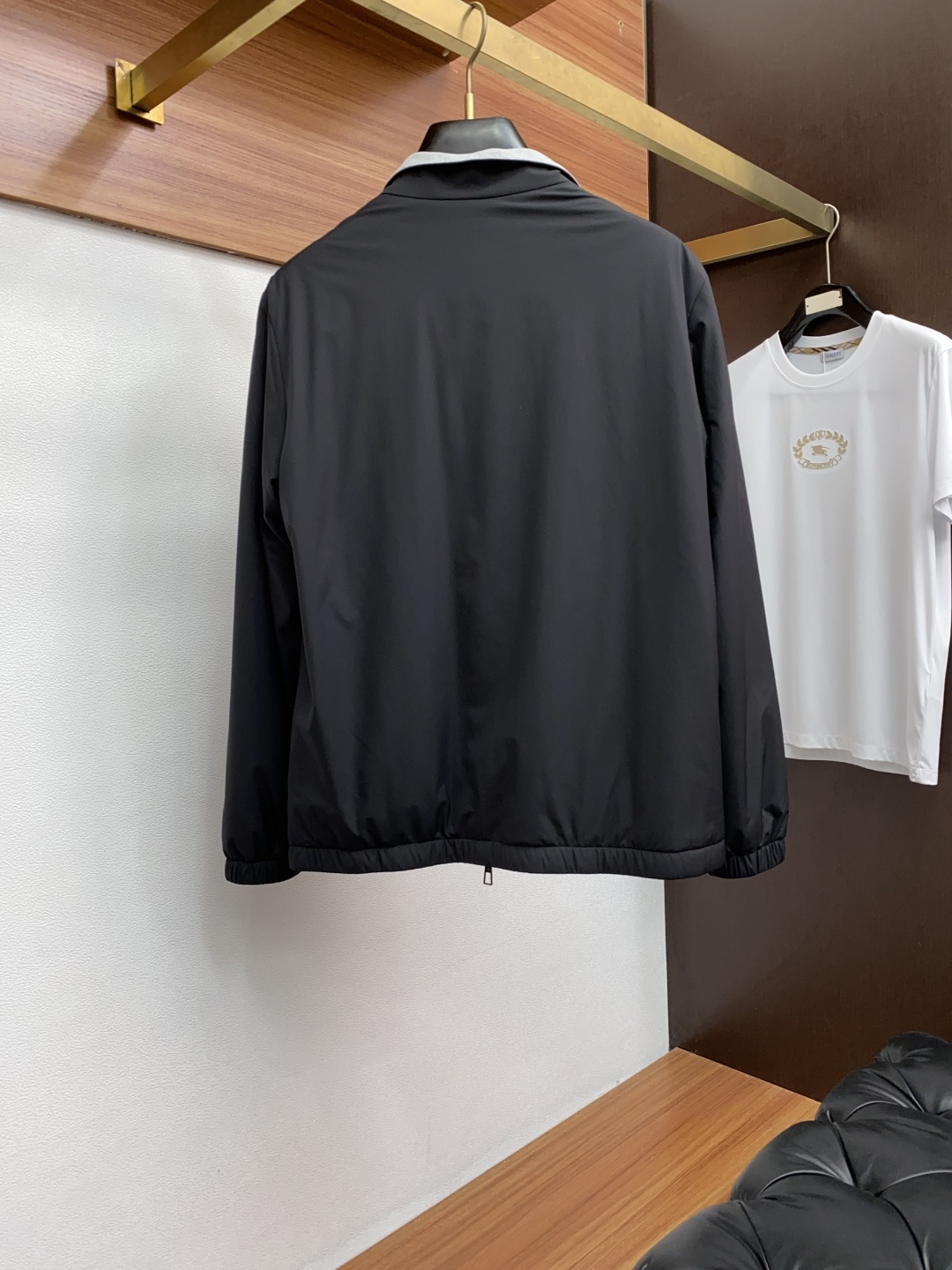  lP🆕 诺悠翩雅 柜台同步热售双面夹克外套 
四面弹力材质，顶级面料做工，体验独家奢华质感，细腻的丝滑