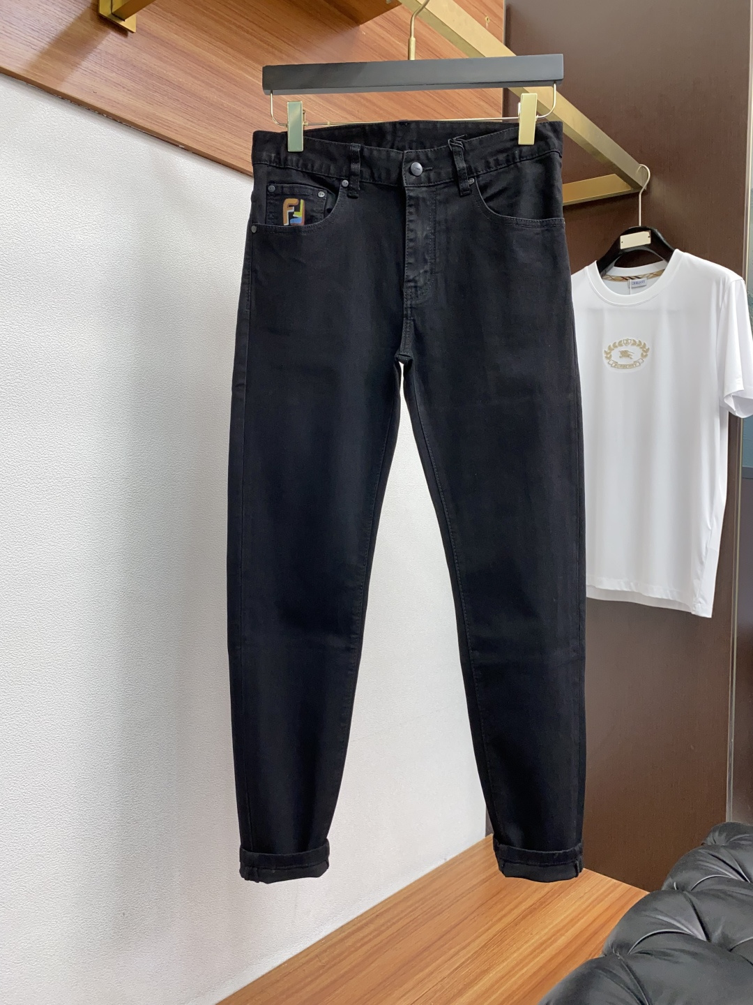 芬迪 25男士牛仔裤原厂原布原洗水！进口原版水洗弹力面料，复杂的手工艺叠加，任何一个洗水环节多停留几秒都