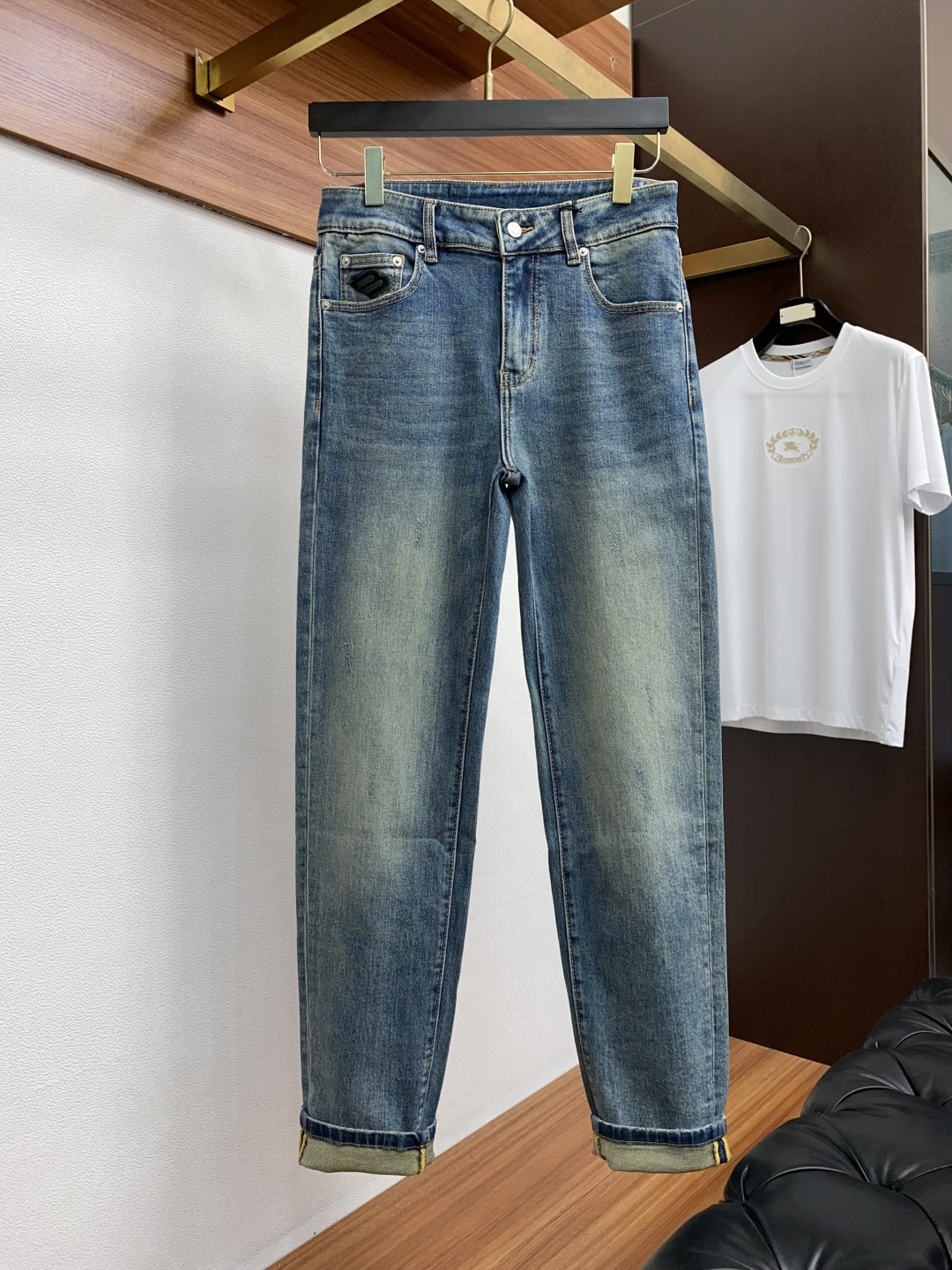  巴黎世家 25男士牛仔裤原厂原布原洗水！进口原版水洗弹力面料，复杂的手工艺叠加，任何一个洗水环节多停留