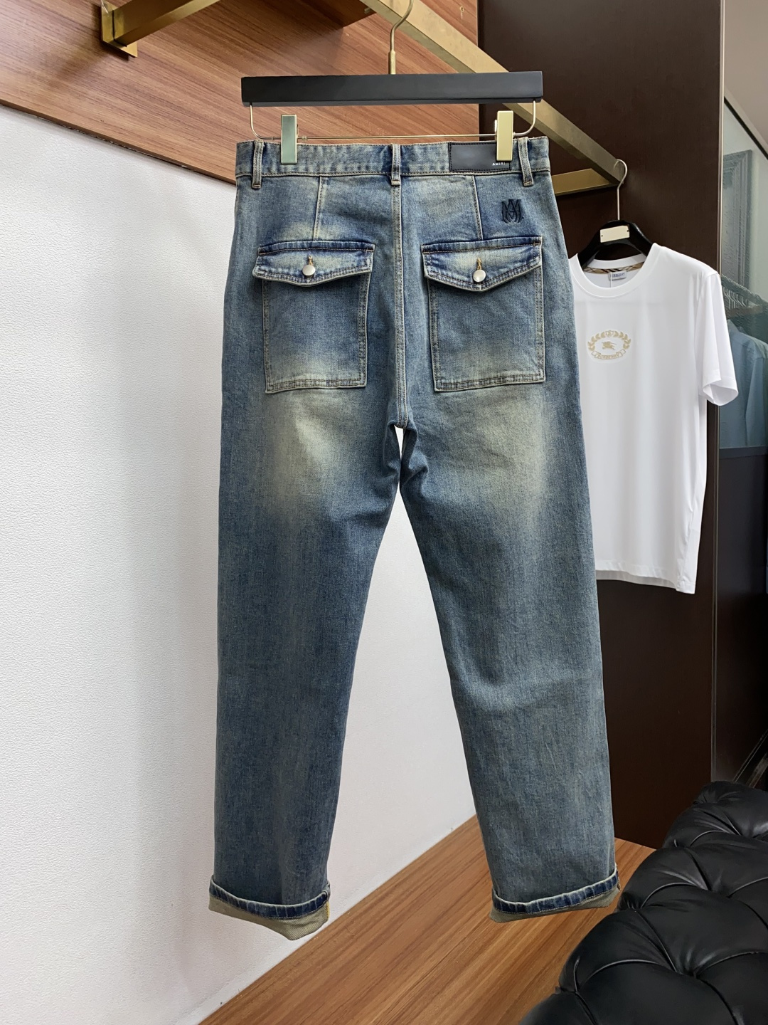 amri 25男士牛仔裤原厂原布原洗水！进口原版水洗弹力面料，复杂的手工艺叠加，任何一个洗水环节多停留几