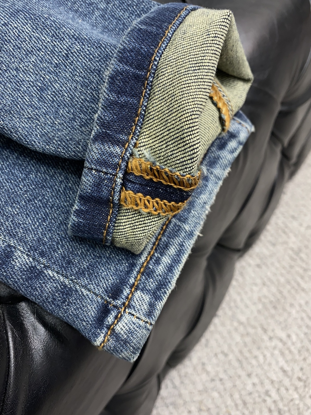  杰尼亚 25男士牛仔裤原厂原布原洗水！进口原版水洗弹力面料，复杂的手工艺叠加，任何一个洗水环节多停留几