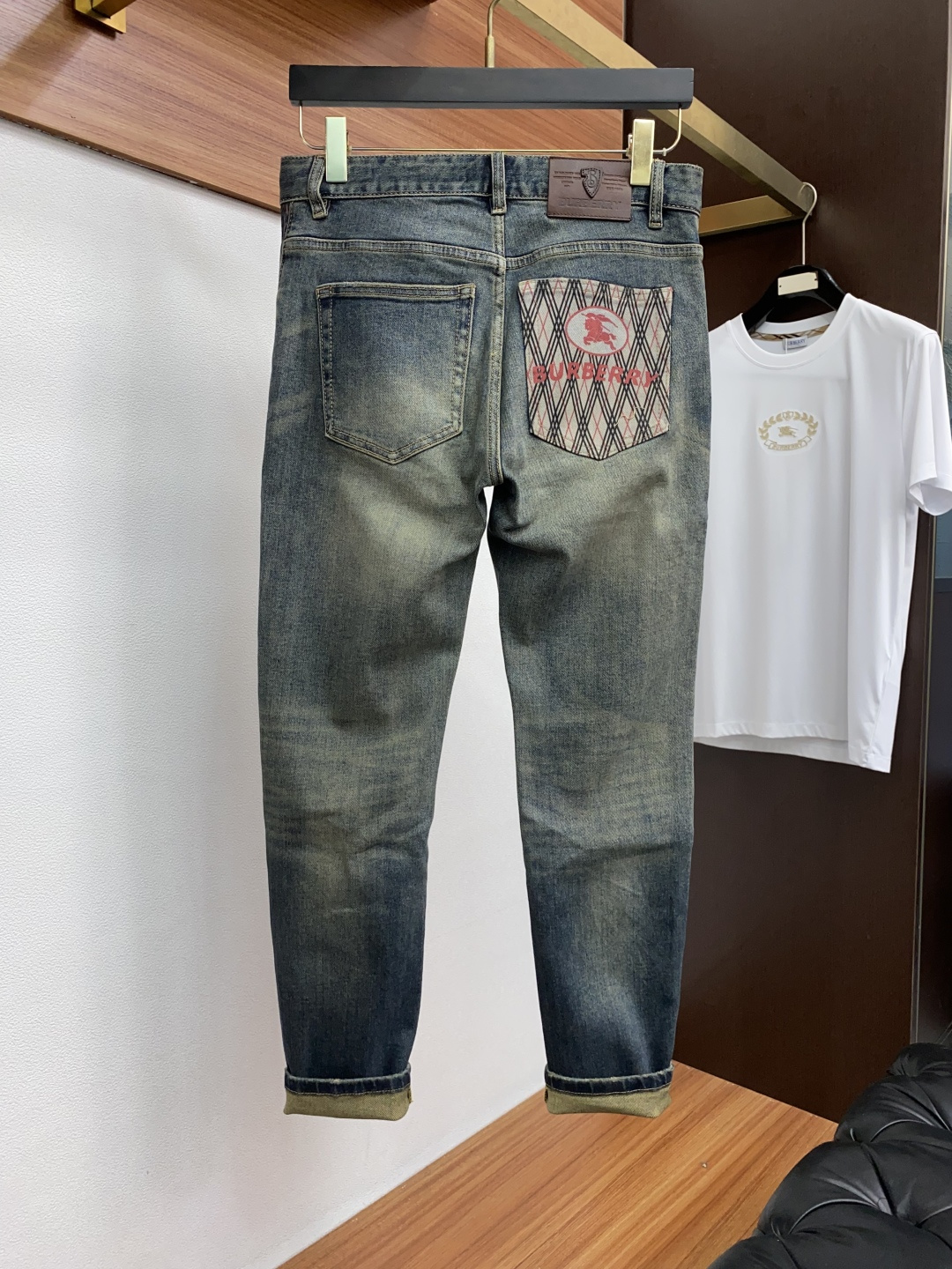  巴宝莉 25男士牛仔裤原厂原布原洗水！进口原版水洗弹力面料，复杂的手工艺叠加，任何一个洗水环节多停留几