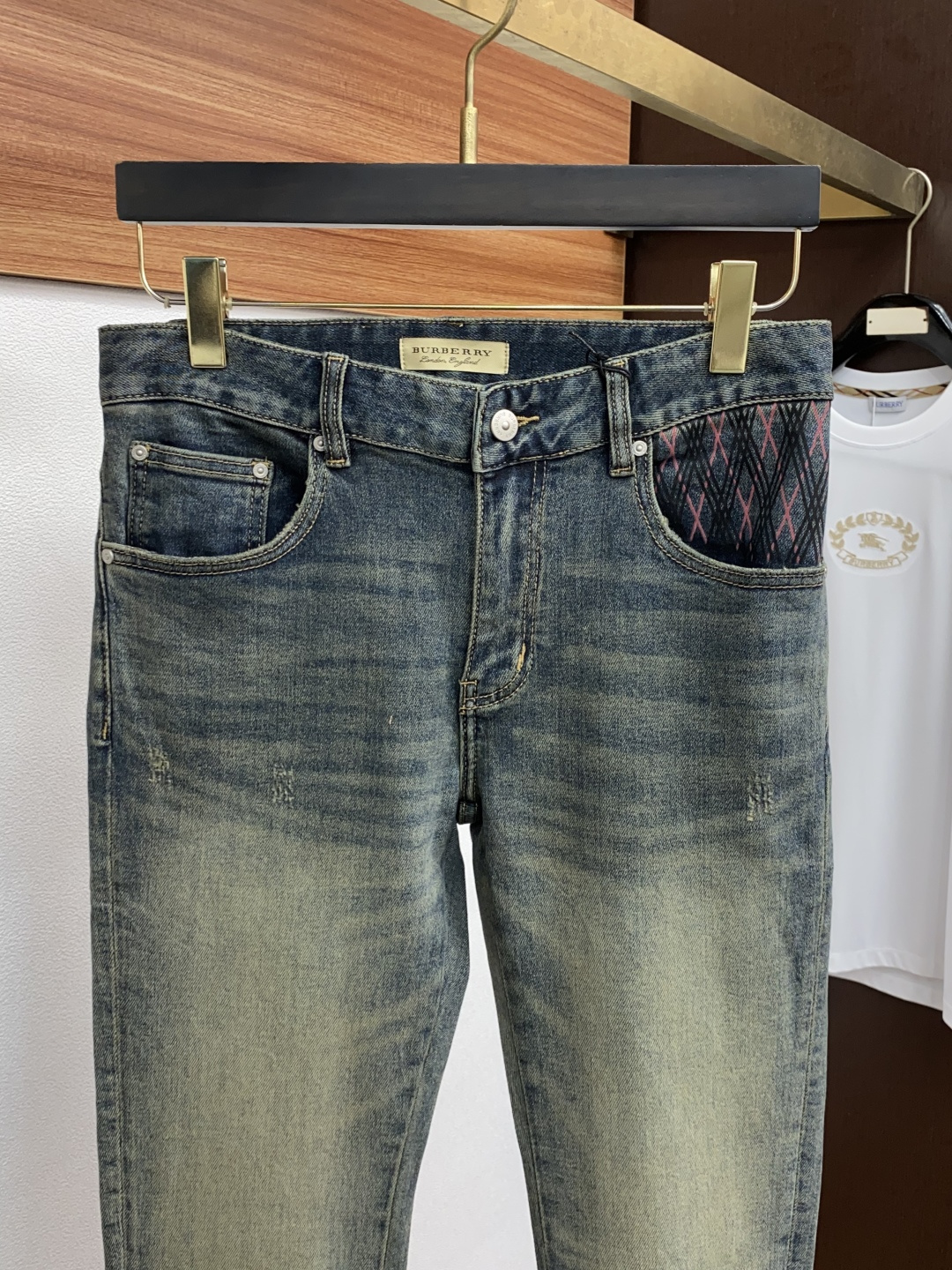  巴宝莉 25男士牛仔裤原厂原布原洗水！进口原版水洗弹力面料，复杂的手工艺叠加，任何一个洗水环节多停留几