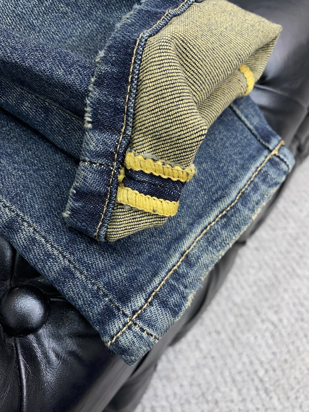  巴宝莉 25男士牛仔裤原厂原布原洗水！进口原版水洗弹力面料，复杂的手工艺叠加，任何一个洗水环节多停留几