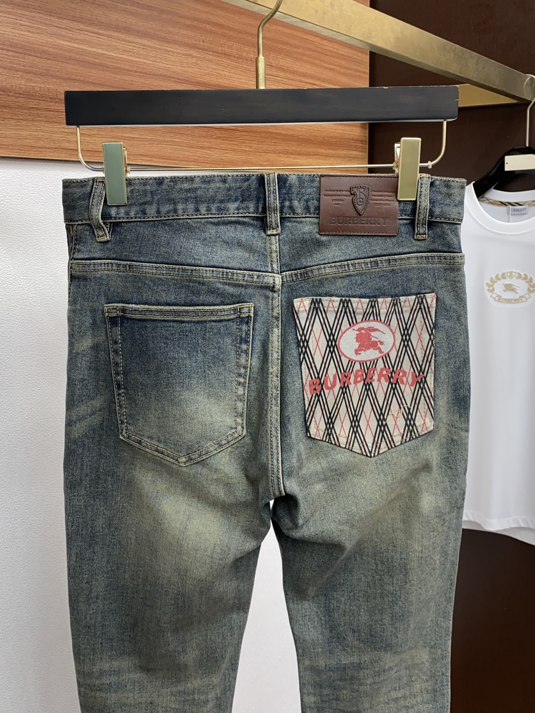  巴宝莉 25男士牛仔裤原厂原布原洗水！进口原版水洗弹力面料，复杂的手工艺叠加，任何一个洗水环节多停留几