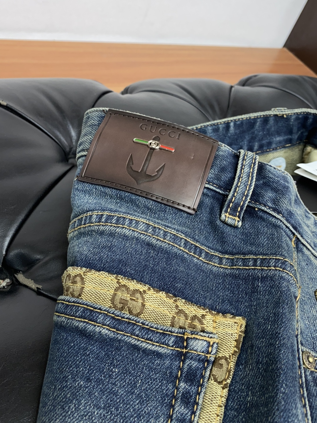  古奇 25男士牛仔裤原厂原布原洗水！进口原版水洗弹力面料，复杂的手工艺叠加，任何一个洗水环节多停留几秒