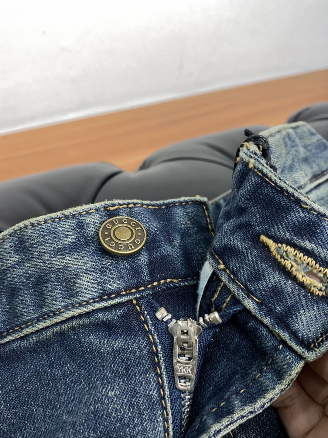  古奇 25男士牛仔裤原厂原布原洗水！进口原版水洗弹力面料，复杂的手工艺叠加，任何一个洗水环节多停留几秒